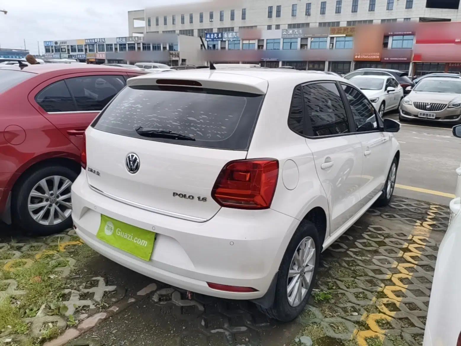 Volkswagen Polo 2014 1.6L Automatic Luxury Edition — миниатюра 6