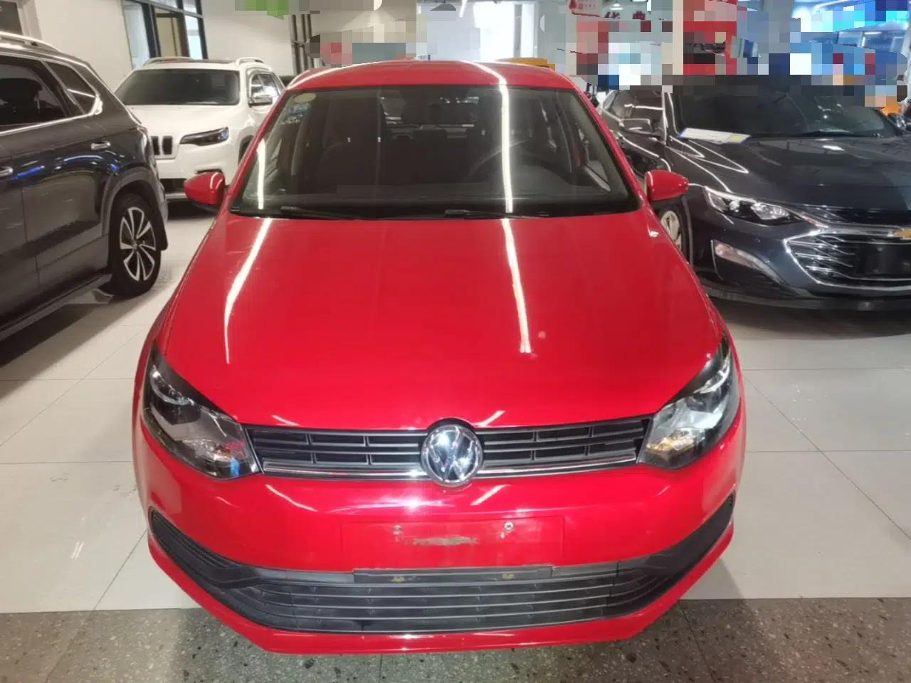 Volkswagen Polo 2016 1.4L Automatic Trendy Model — миниатюра 2