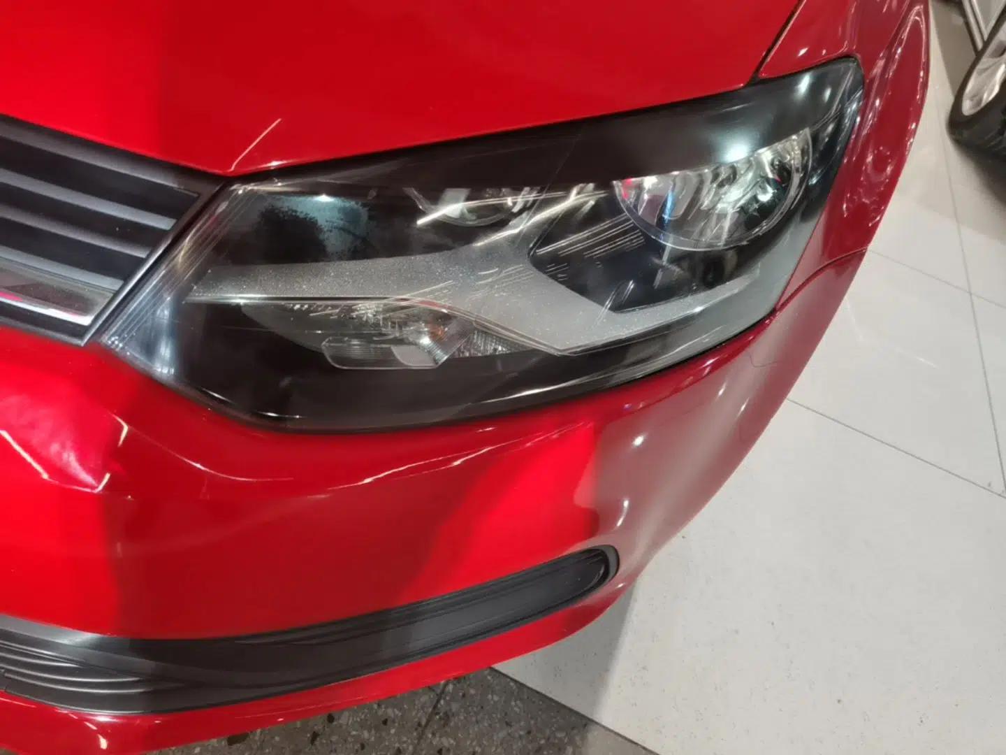Volkswagen Polo 2016 1.4L Automatic Trendy Model — миниатюра 8