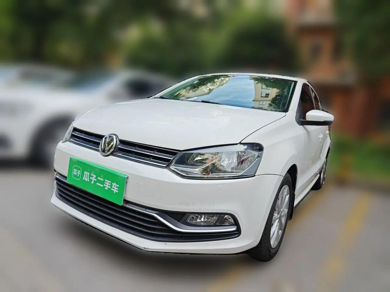 Volkswagen Polo 2014 1.6L Automatic Luxury Edition — миниатюра 1