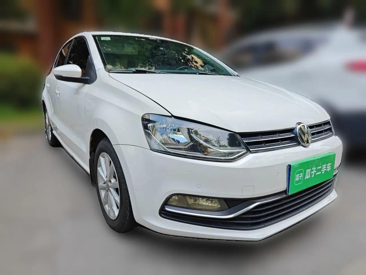 Volkswagen Polo 2014 1.6L Automatic Luxury Edition — миниатюра 3