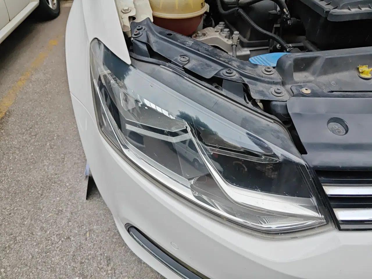 Volkswagen Polo 2014 1.6L Automatic Luxury Edition — миниатюра 7