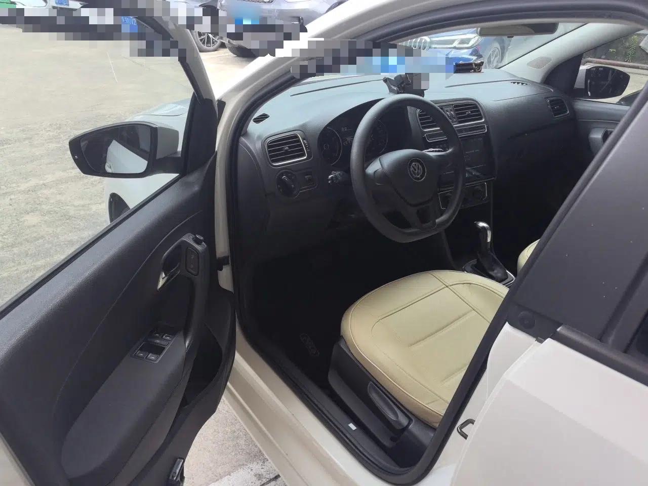 Volkswagen Polo 2014 1.6L Automatic Comfort Edition — миниатюра 16