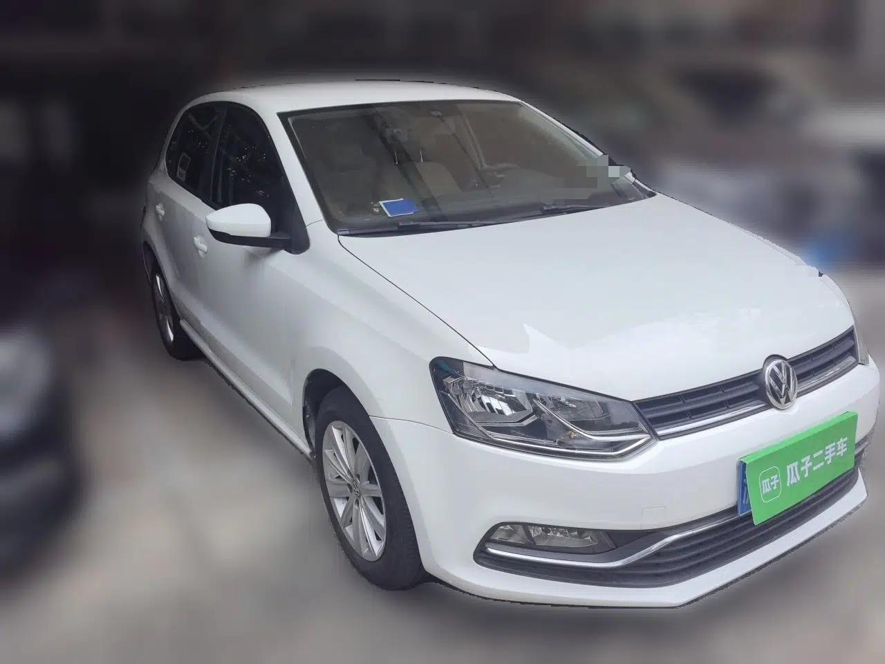 Volkswagen Polo 2014 1.6L Automatic Comfort Edition — миниатюра 3