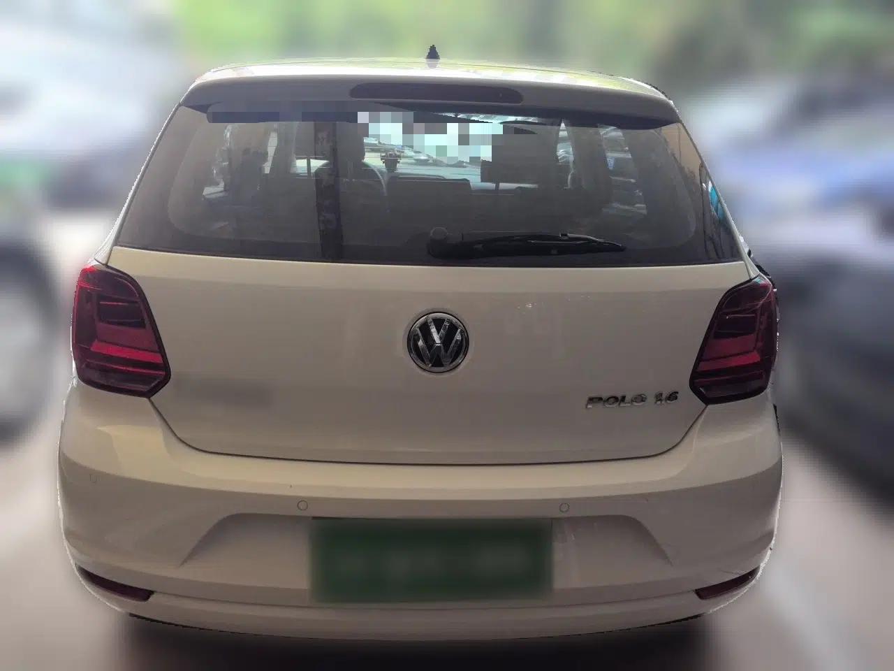Volkswagen Polo 2014 1.6L Automatic Comfort Edition — миниатюра 5