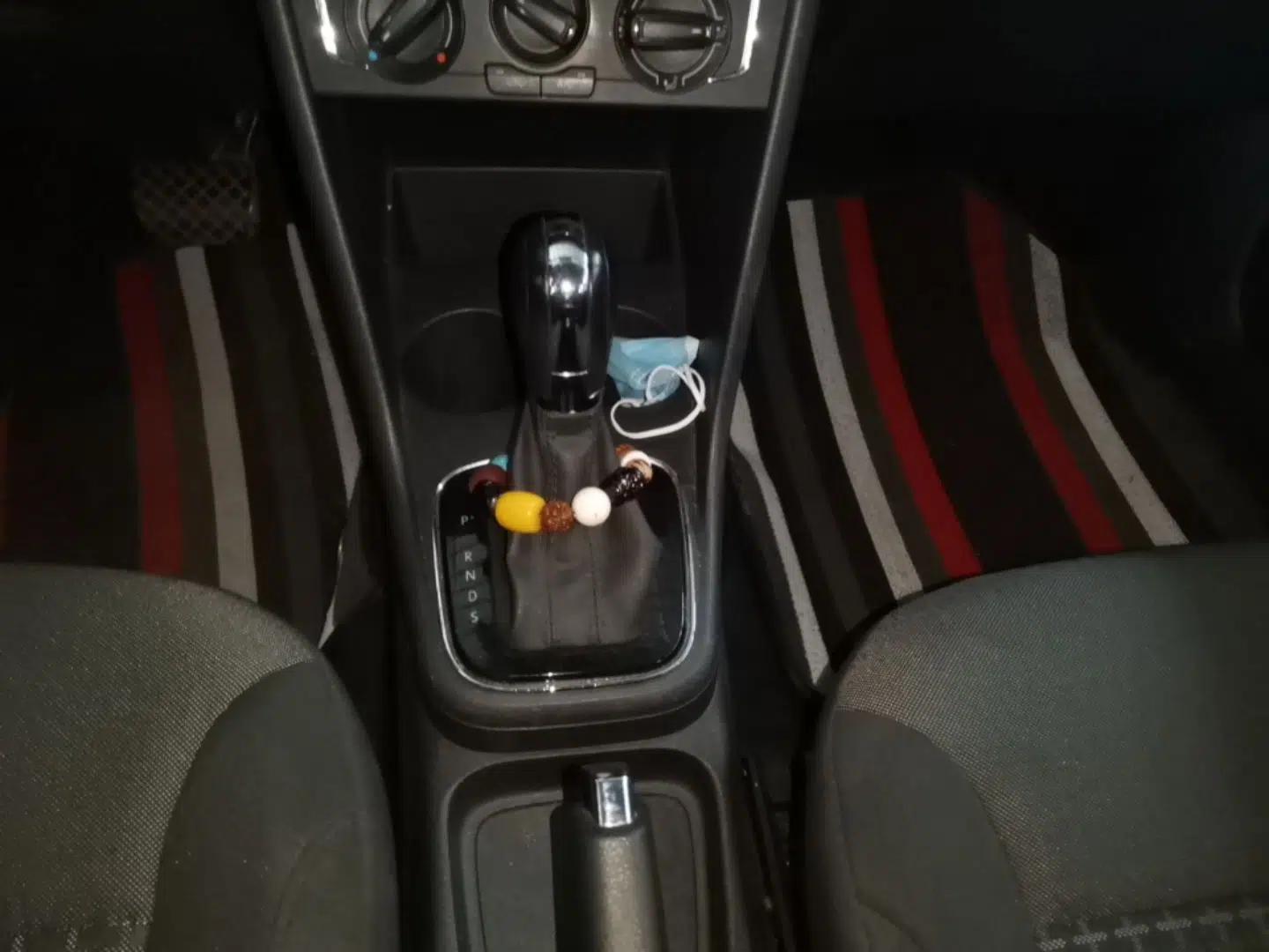 Volkswagen Polo 2018 1.5L Automatic Enjoyment Model — миниатюра 16