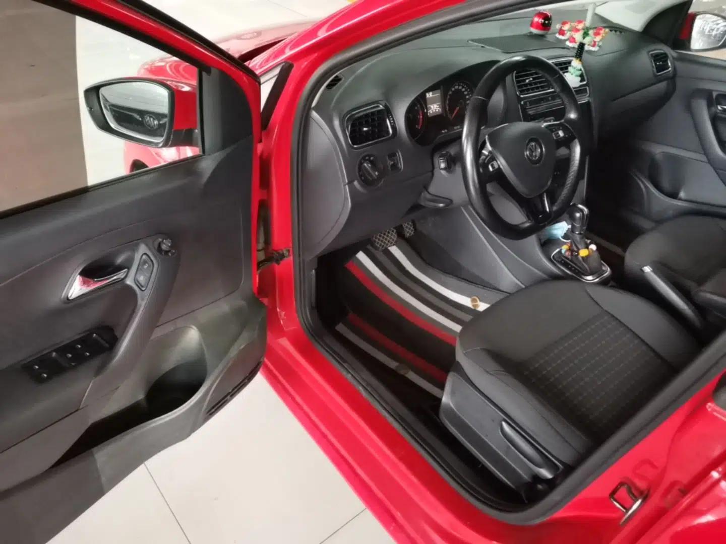 Volkswagen Polo 2018 1.5L Automatic Enjoyment Model — миниатюра 18