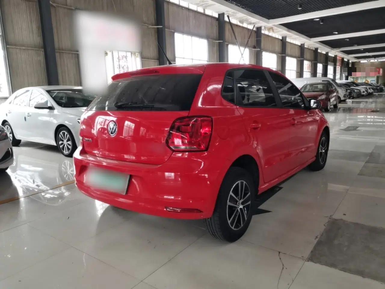 Volkswagen Polo 2018 1.5L Automatic Enjoyment Model — миниатюра 6