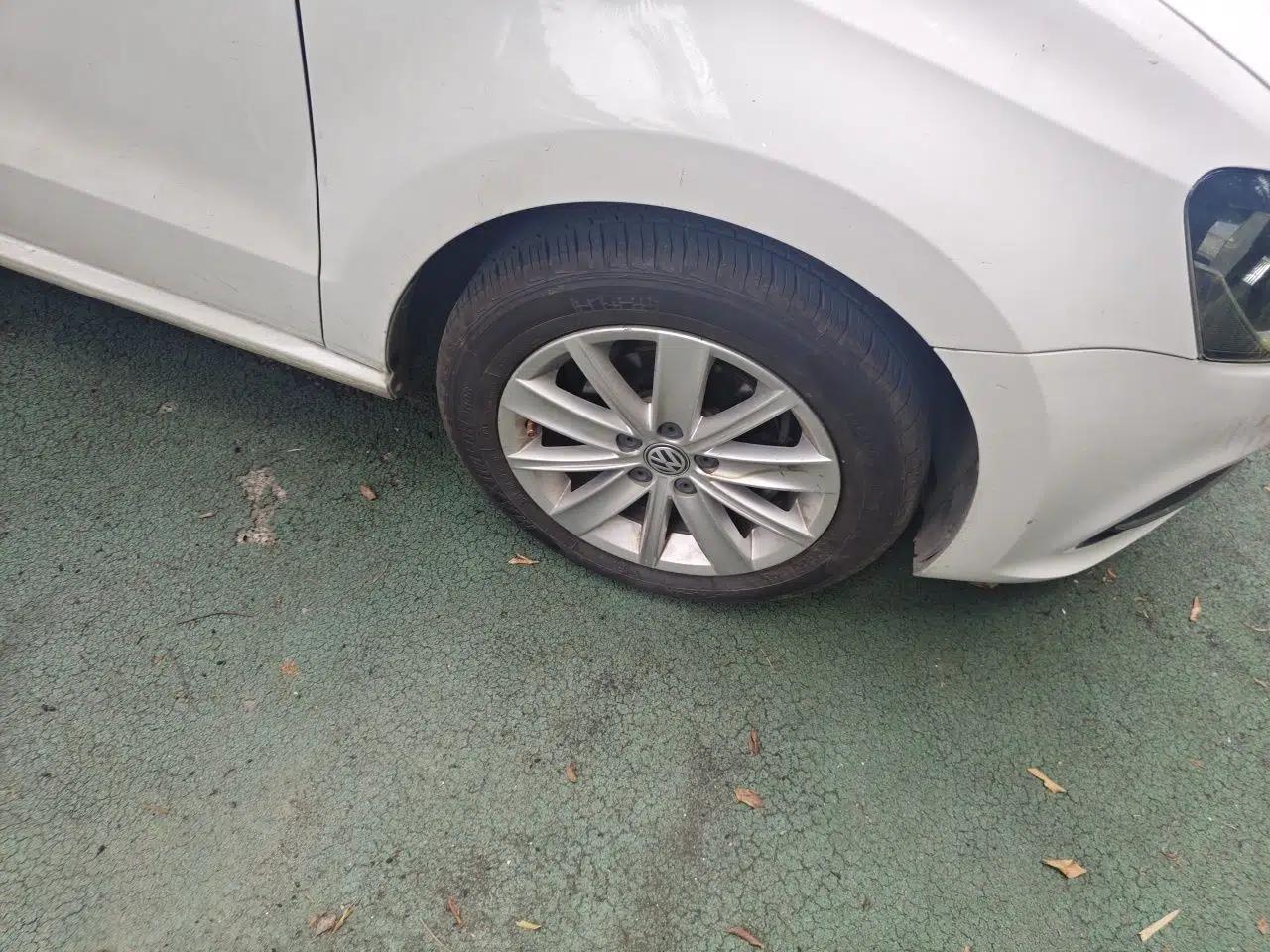 Volkswagen Polo 2014 1.4L Manual Comfort Edition — миниатюра 8