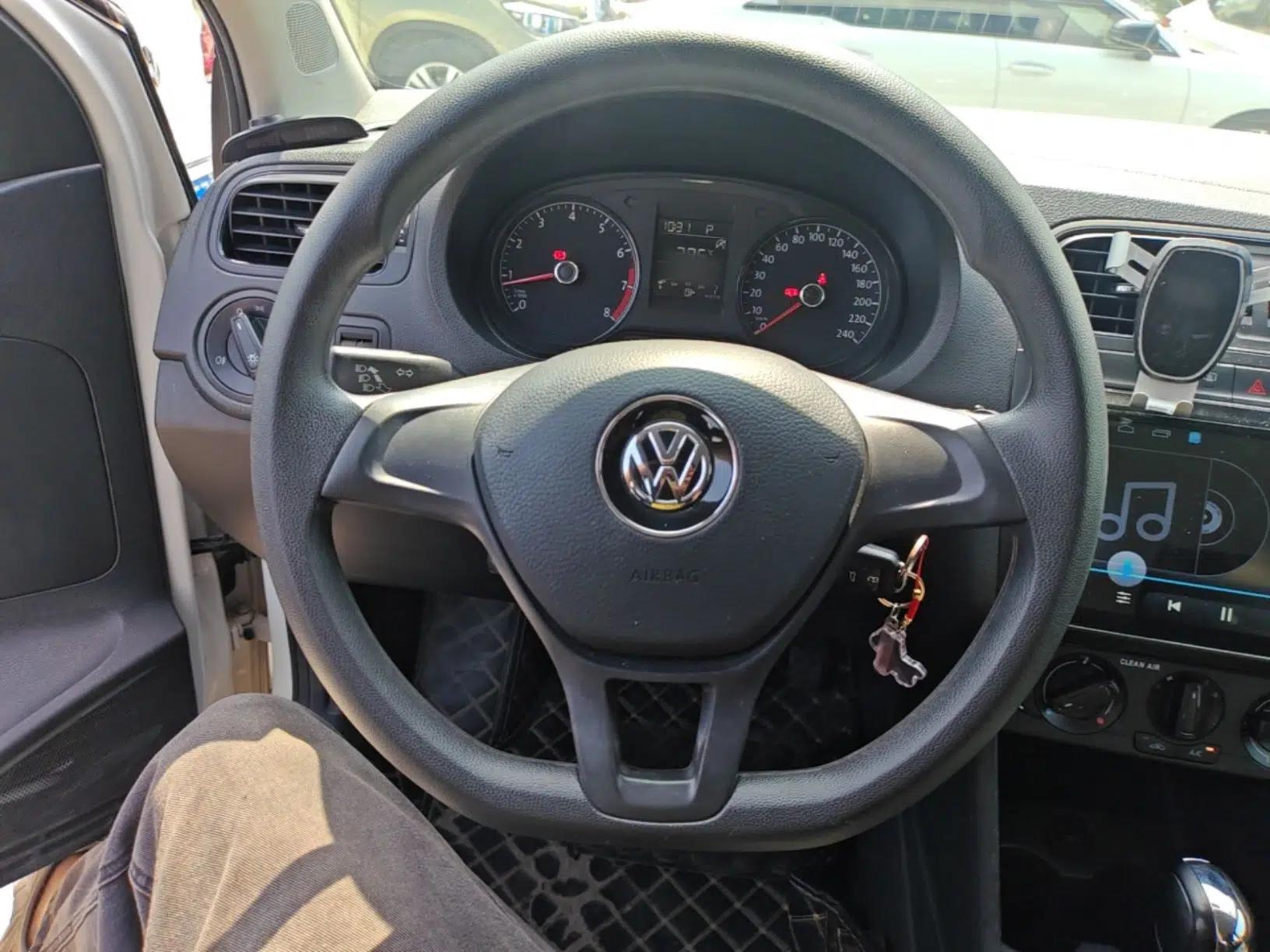 Volkswagen Polo 2018 1.5L Automatic Advanced Driving Model — миниатюра 18