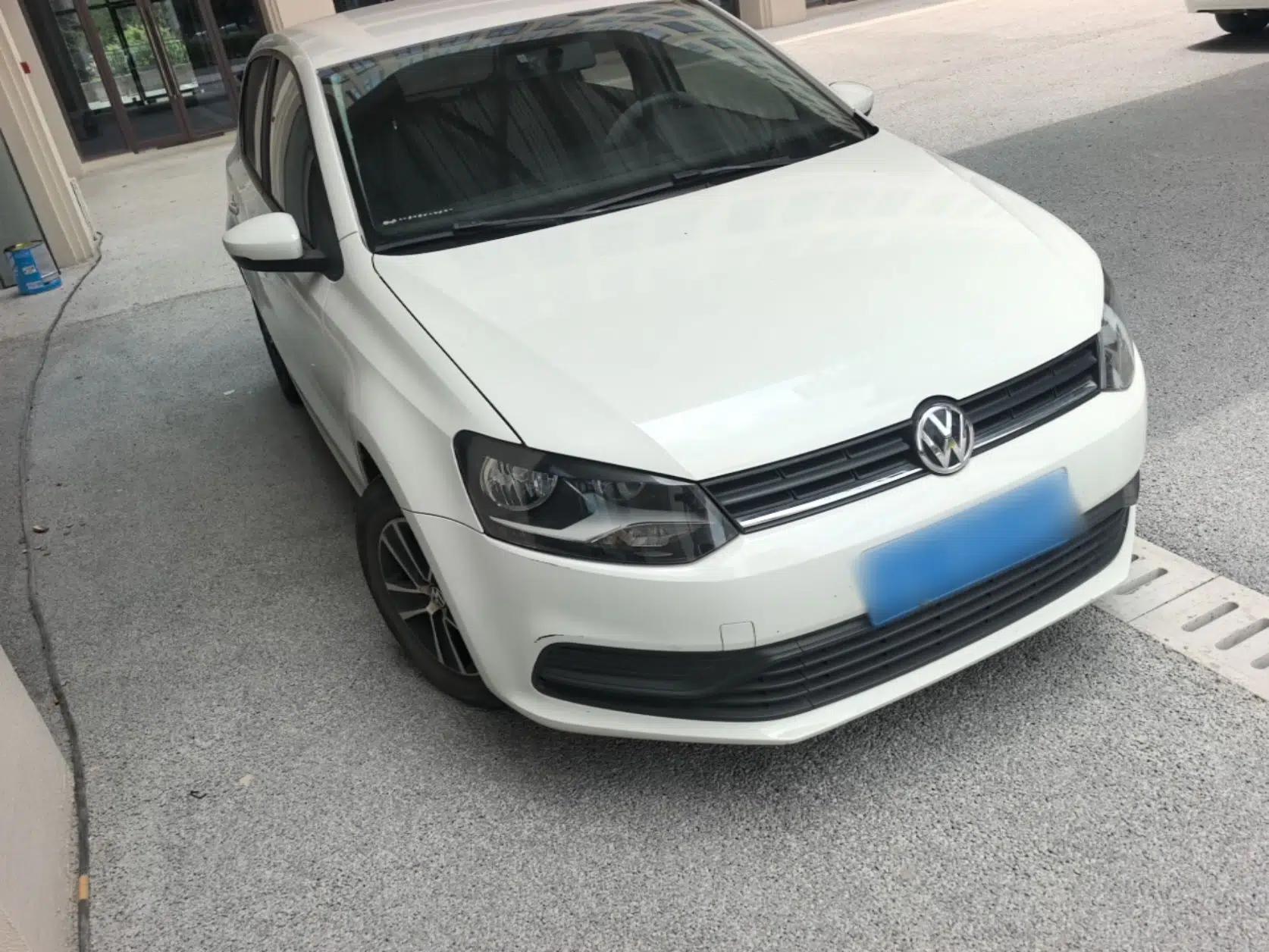 Volkswagen Polo 2018 1.5L Automatic Advanced Driving Model — миниатюра 3
