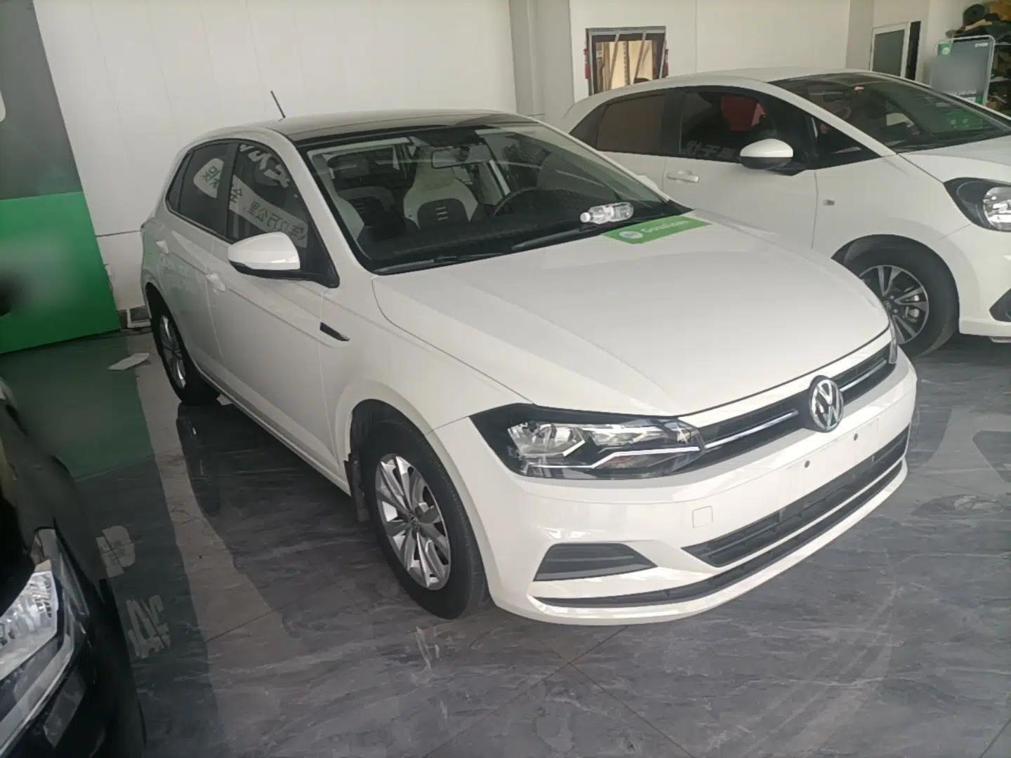 Volkswagen Polo 2019 Plus 1.5L Automatic Colorful Technology Edition — миниатюра 3