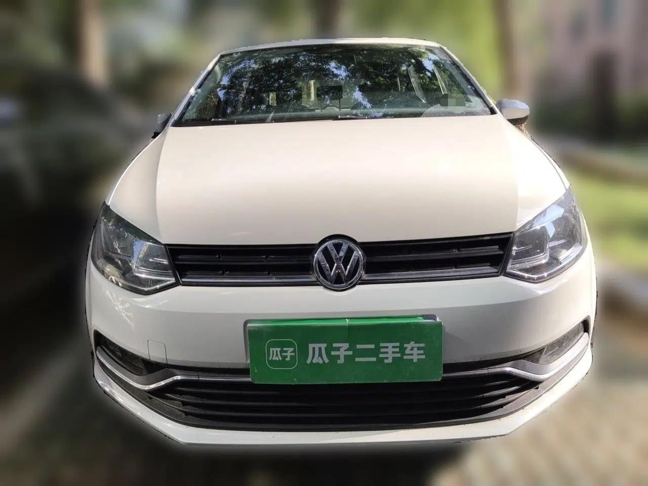 Volkswagen Polo 2016 1.6L Automatic Comfort Model — миниатюра 2