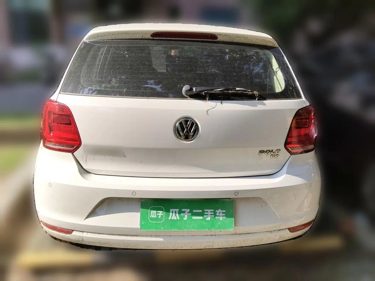 Volkswagen Polo 2016 1.6L Automatic Comfort Model — миниатюра 5