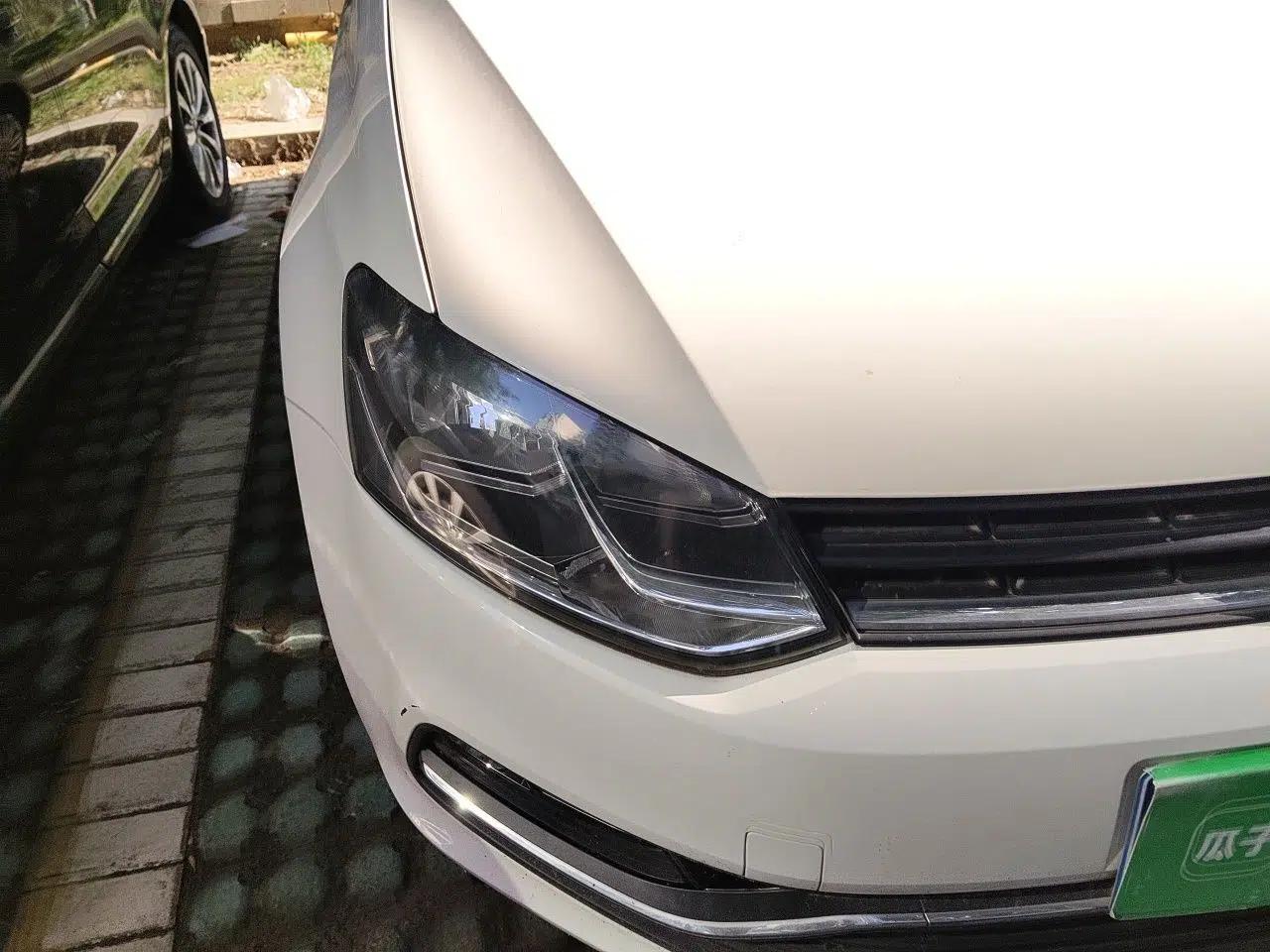 Volkswagen Polo 2016 1.6L Automatic Comfort Model — миниатюра 7