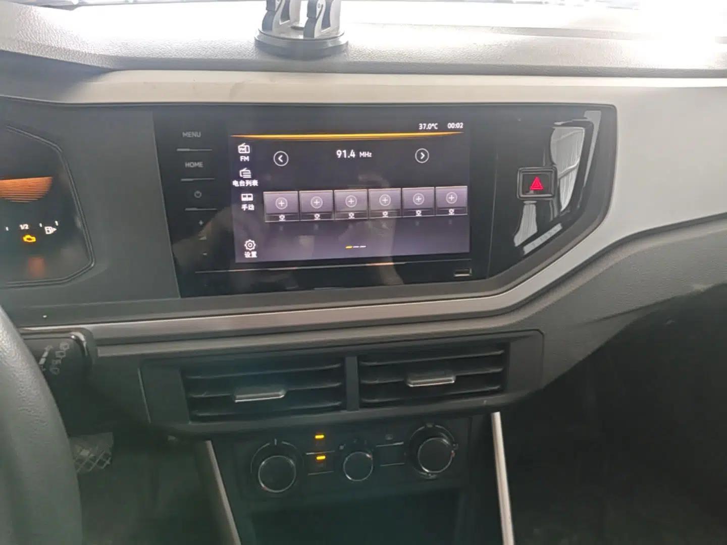 Volkswagen Polo 2023 Revised Plus 1.5L Automatic – Enjoy Life Edition — миниатюра 15