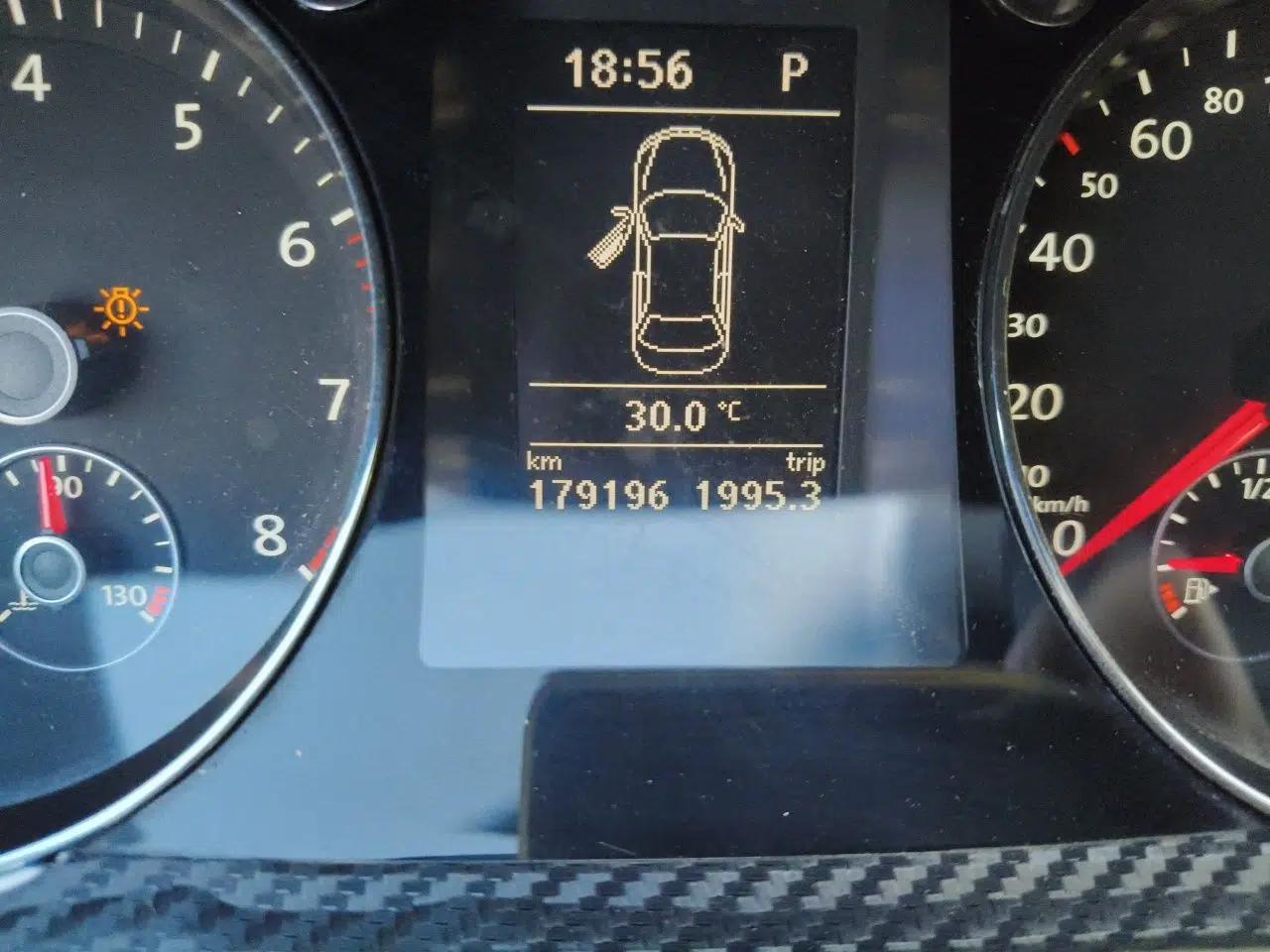 Volkswagen FAW-Volkswagen CC 2013 1.8TSI Prestige Model — миниатюра 12
