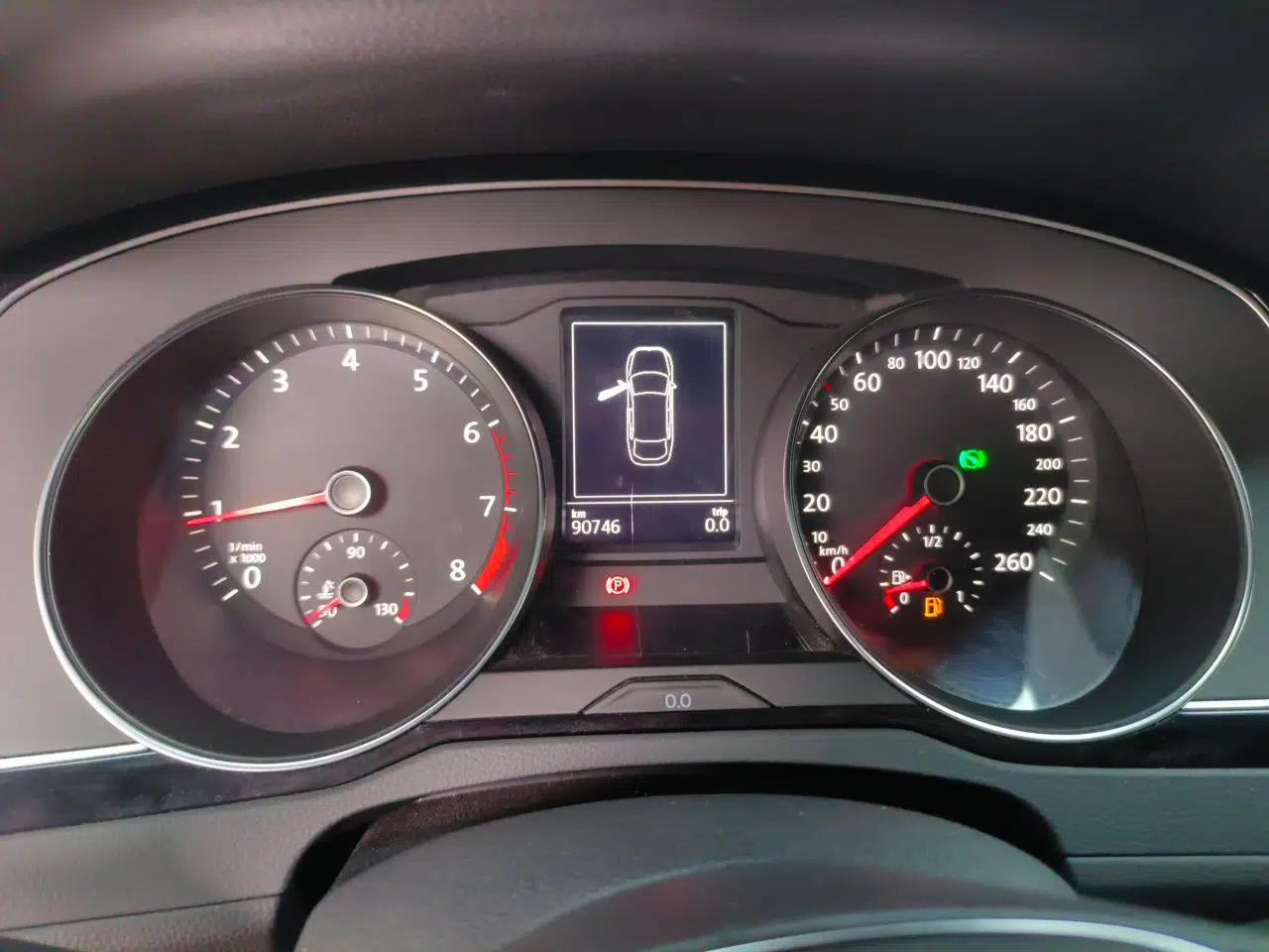 Volkswagen FAW-Volkswagen CC 2020 330TSI Huayan Edition China VI Standard — миниатюра 11
