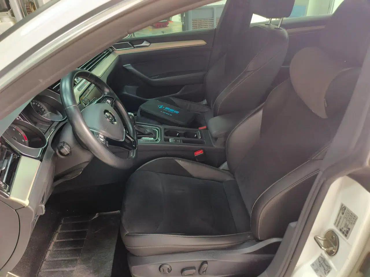 Volkswagen FAW-Volkswagen CC 2020 330TSI Huayan Edition China VI Standard — миниатюра 15