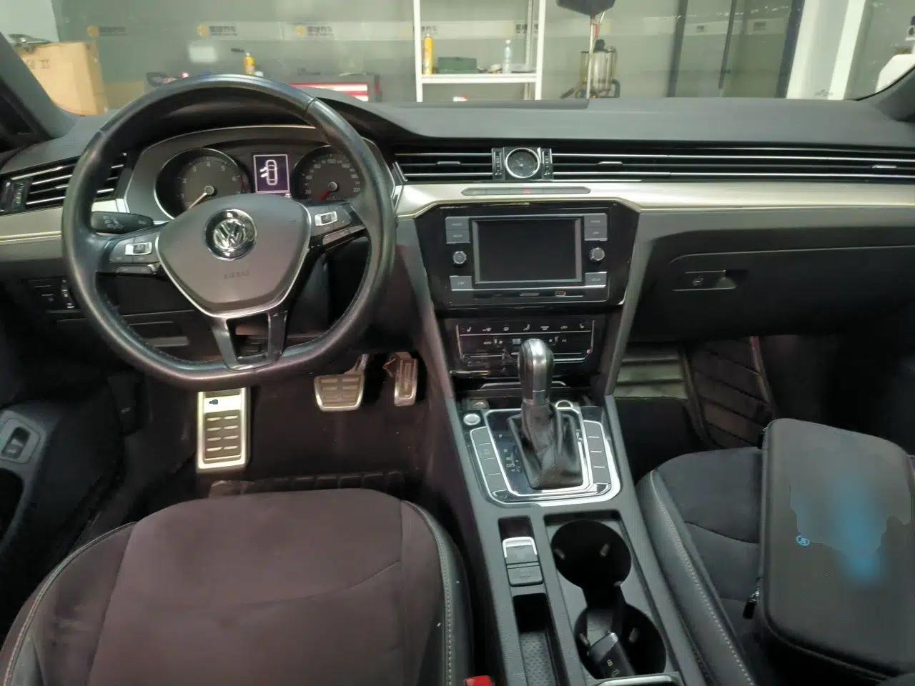 Volkswagen FAW-Volkswagen CC 2020 330TSI Huayan Edition China VI Standard — миниатюра 9