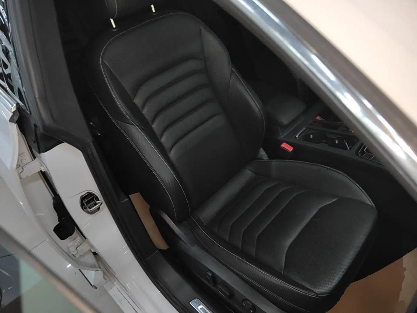 Volkswagen FAW-Volkswagen CC 2020 330TSI Glamour Edition China VI Standard — миниатюра 24