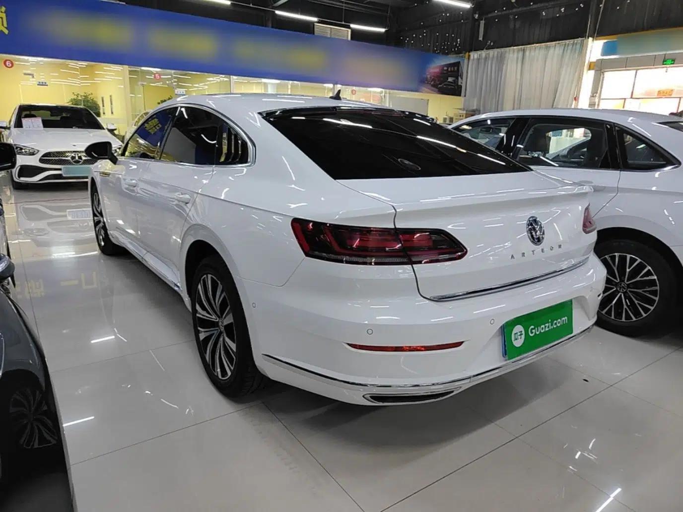 Volkswagen FAW-Volkswagen CC 2020 330TSI Glamour Edition China VI Standard — миниатюра 4