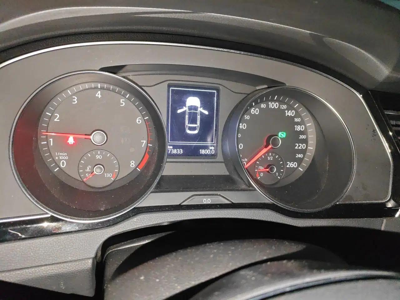 Volkswagen FAW-Volkswagen CC 2020 330TSI Huayan Edition China VI Standard — миниатюра 11
