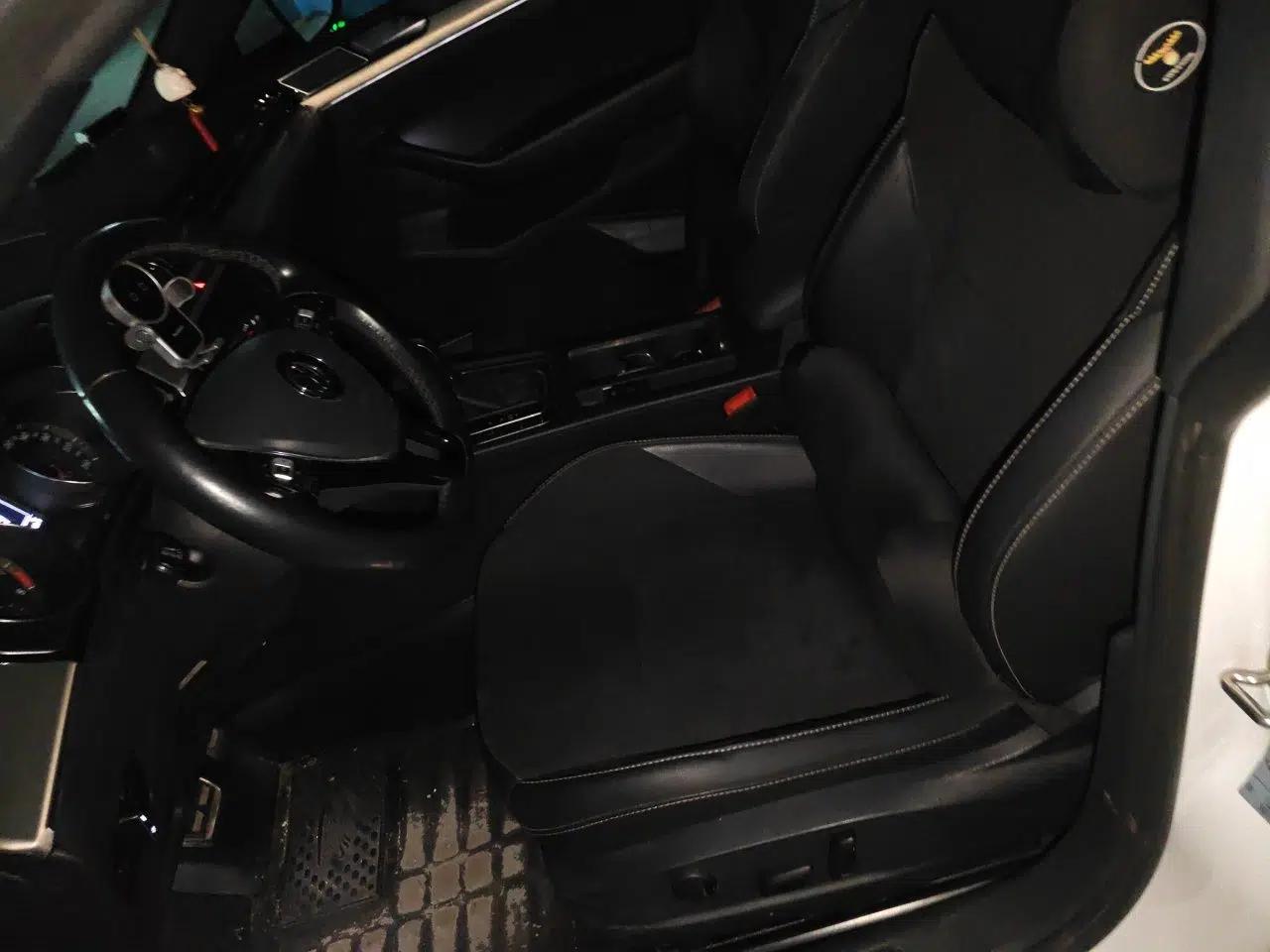 Volkswagen FAW-Volkswagen CC 2020 330TSI Huayan Edition China VI Standard — миниатюра 15