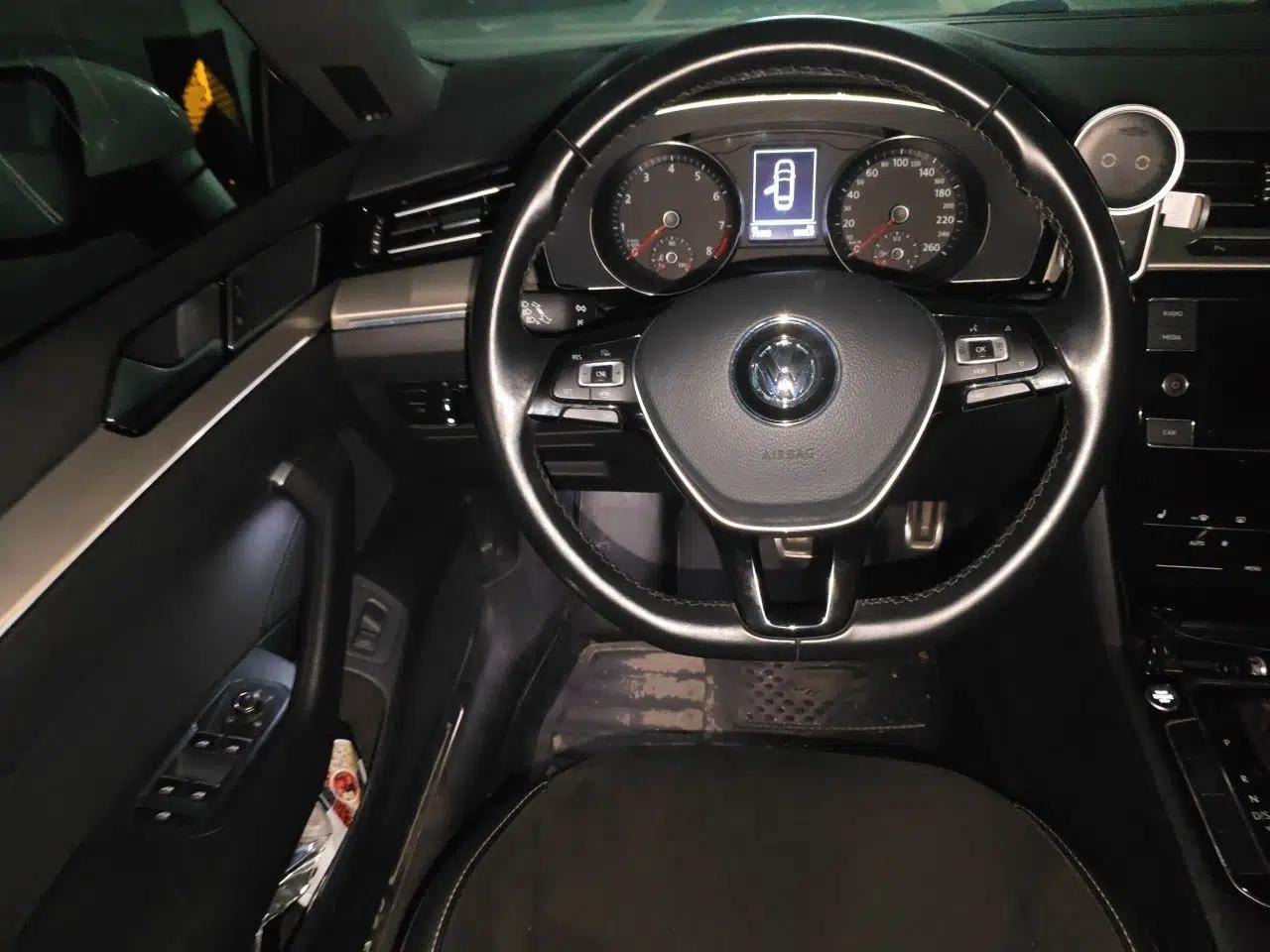 Volkswagen FAW-Volkswagen CC 2020 330TSI Huayan Edition China VI Standard — миниатюра 10