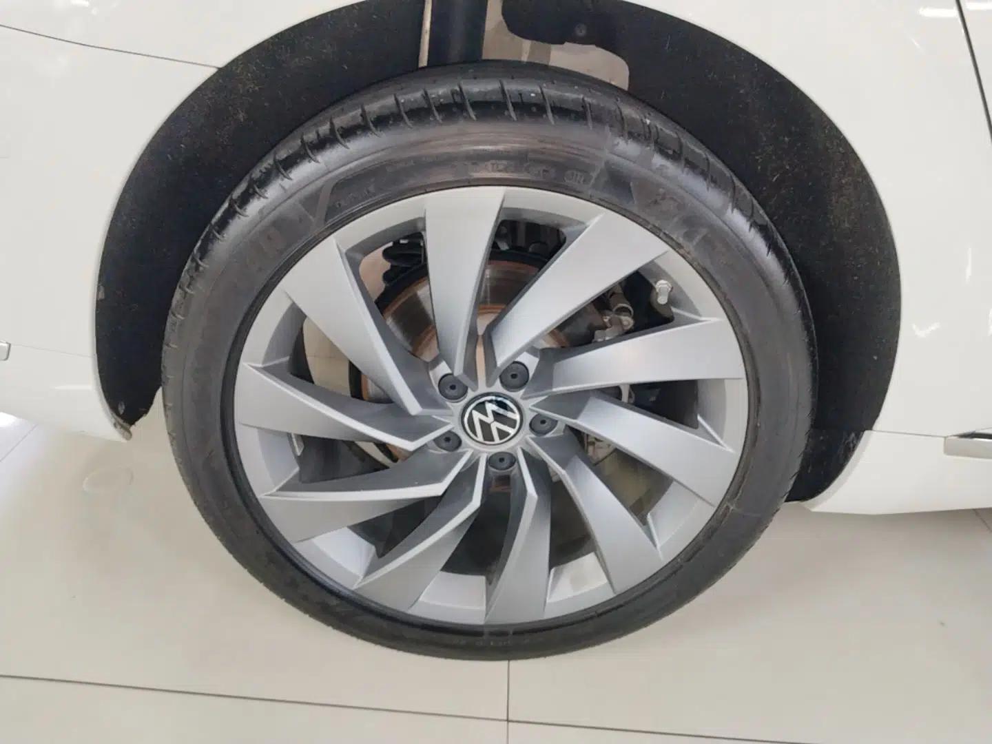 Volkswagen FAW-Volkswagen CC 2024 380TSI Striking Edition — миниатюра 11