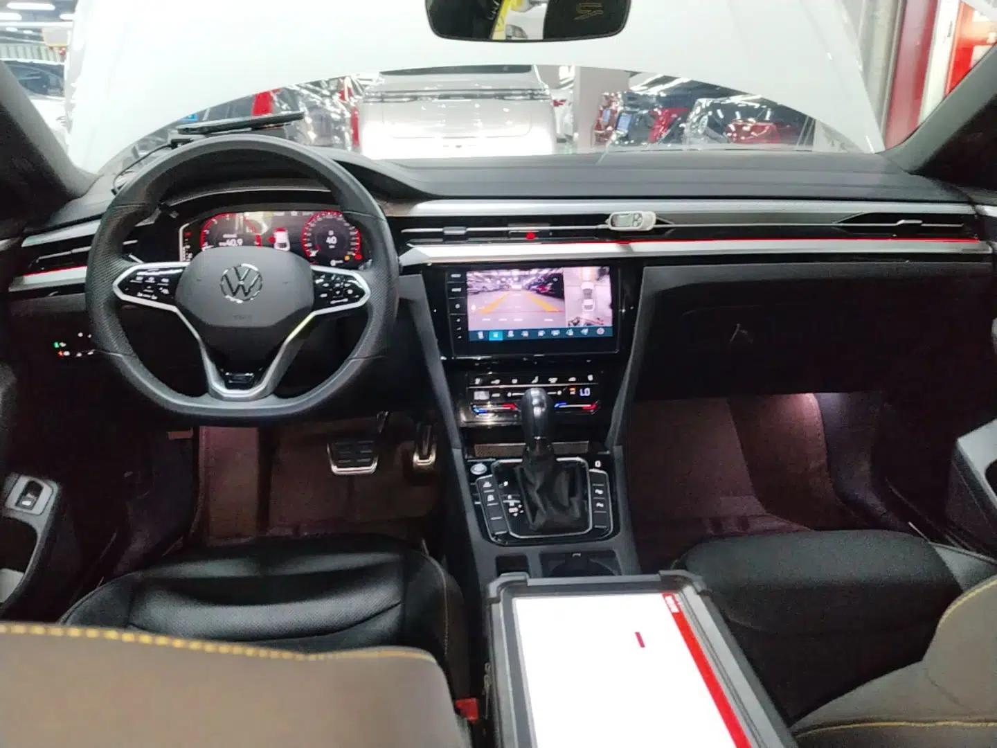 Volkswagen FAW-Volkswagen CC 2024 380TSI Striking Edition — миниатюра 12