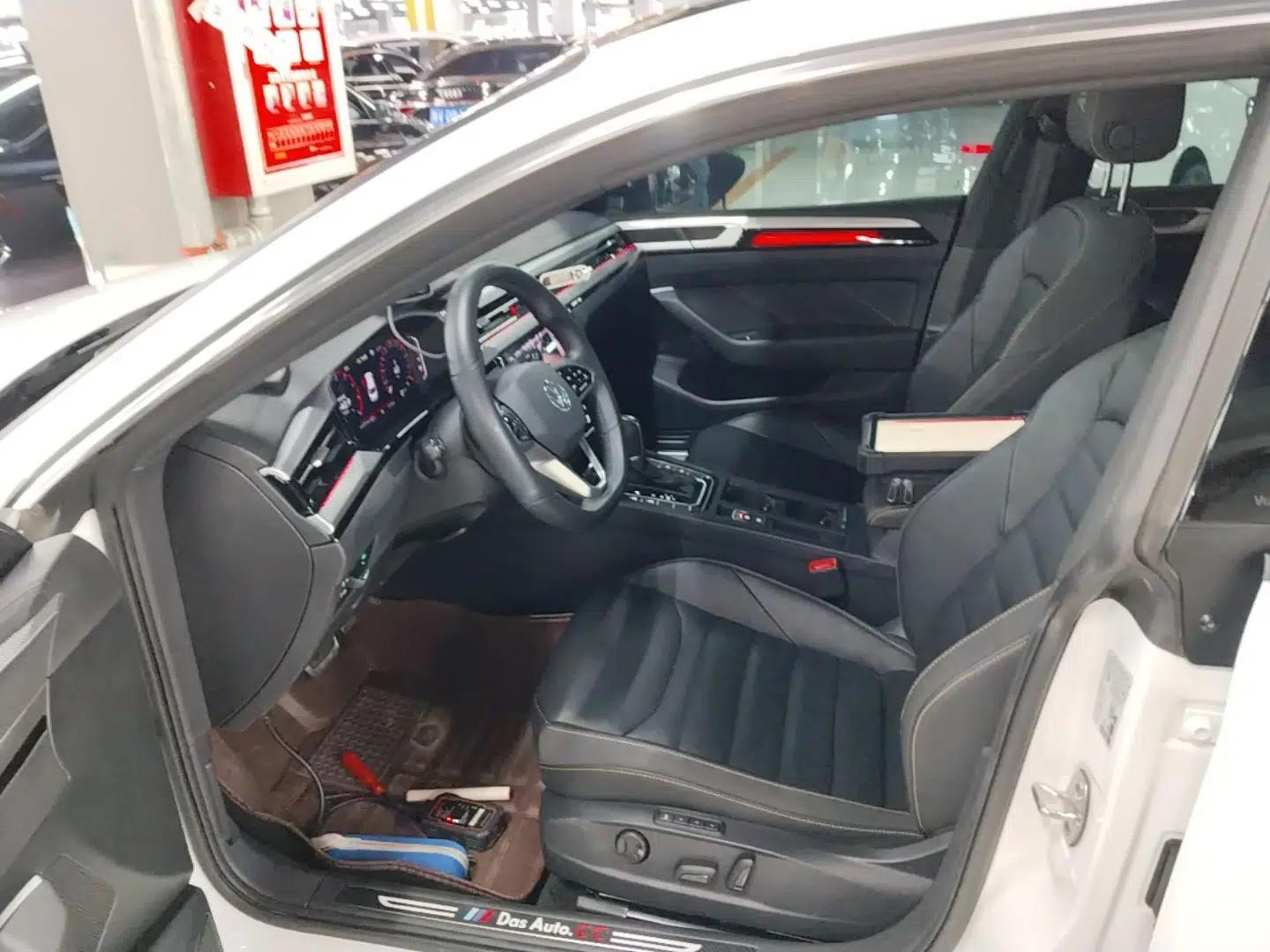 Volkswagen FAW-Volkswagen CC 2024 380TSI Striking Edition — миниатюра 17