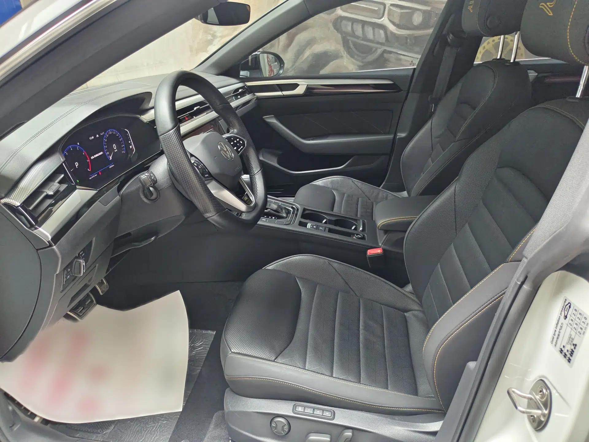 Volkswagen FAW-Volkswagen CC 2024 380TSI Striking Edition — миниатюра 12
