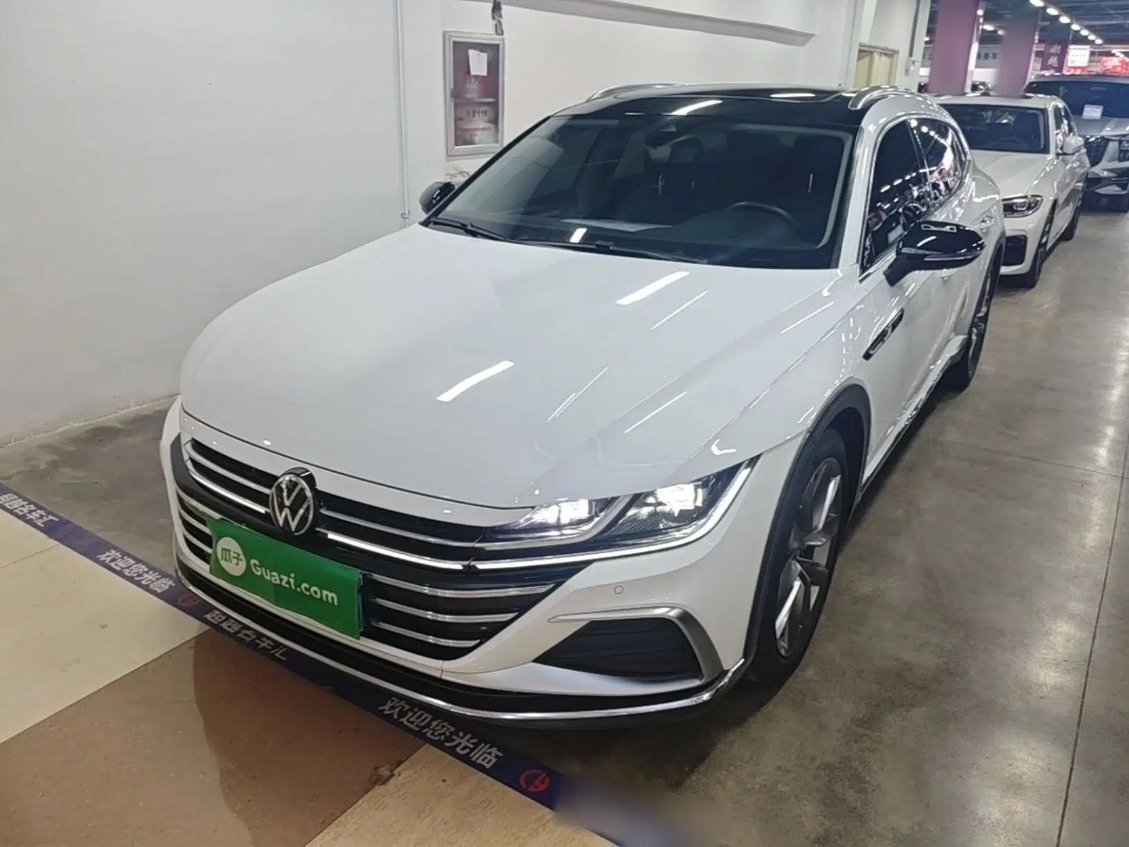 Volkswagen FAW-Volkswagen CC 2024 Estate Car 380TSI Hunter's Heart Edition — миниатюра 1