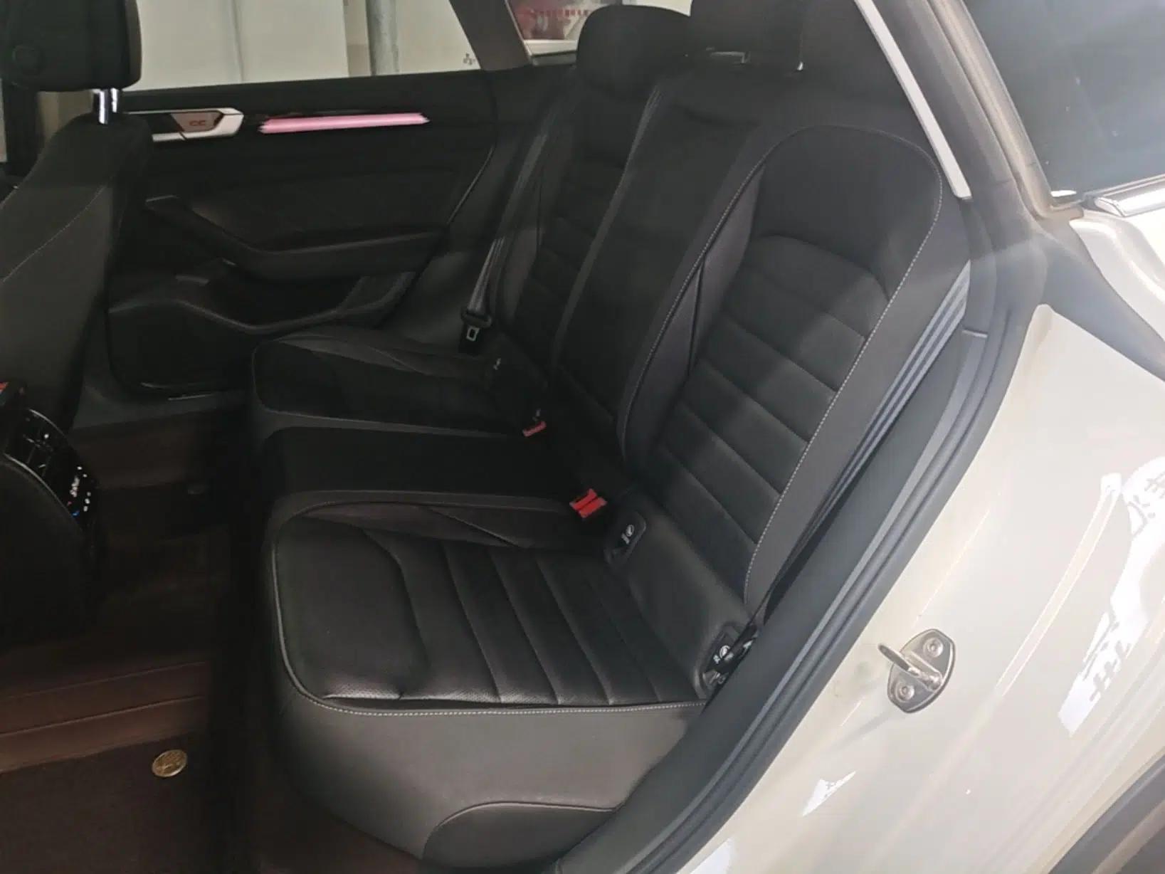Volkswagen FAW-Volkswagen CC 2024 Estate Car 380TSI Hunter's Heart Edition — миниатюра 25