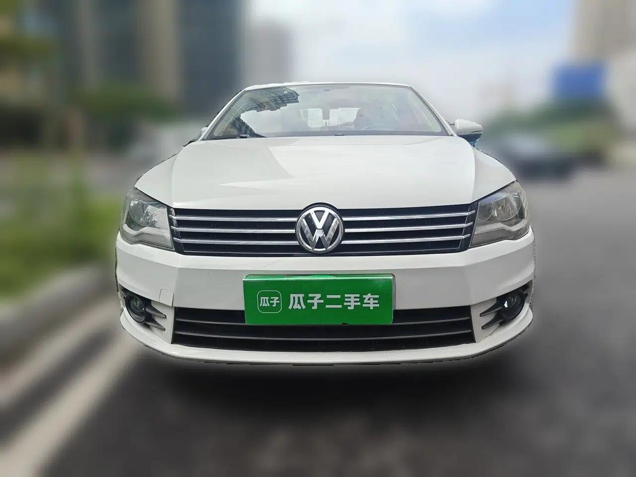 Volkswagen Bora 2015 Value Edition 1.6L Automatic Comfort Version — миниатюра 2