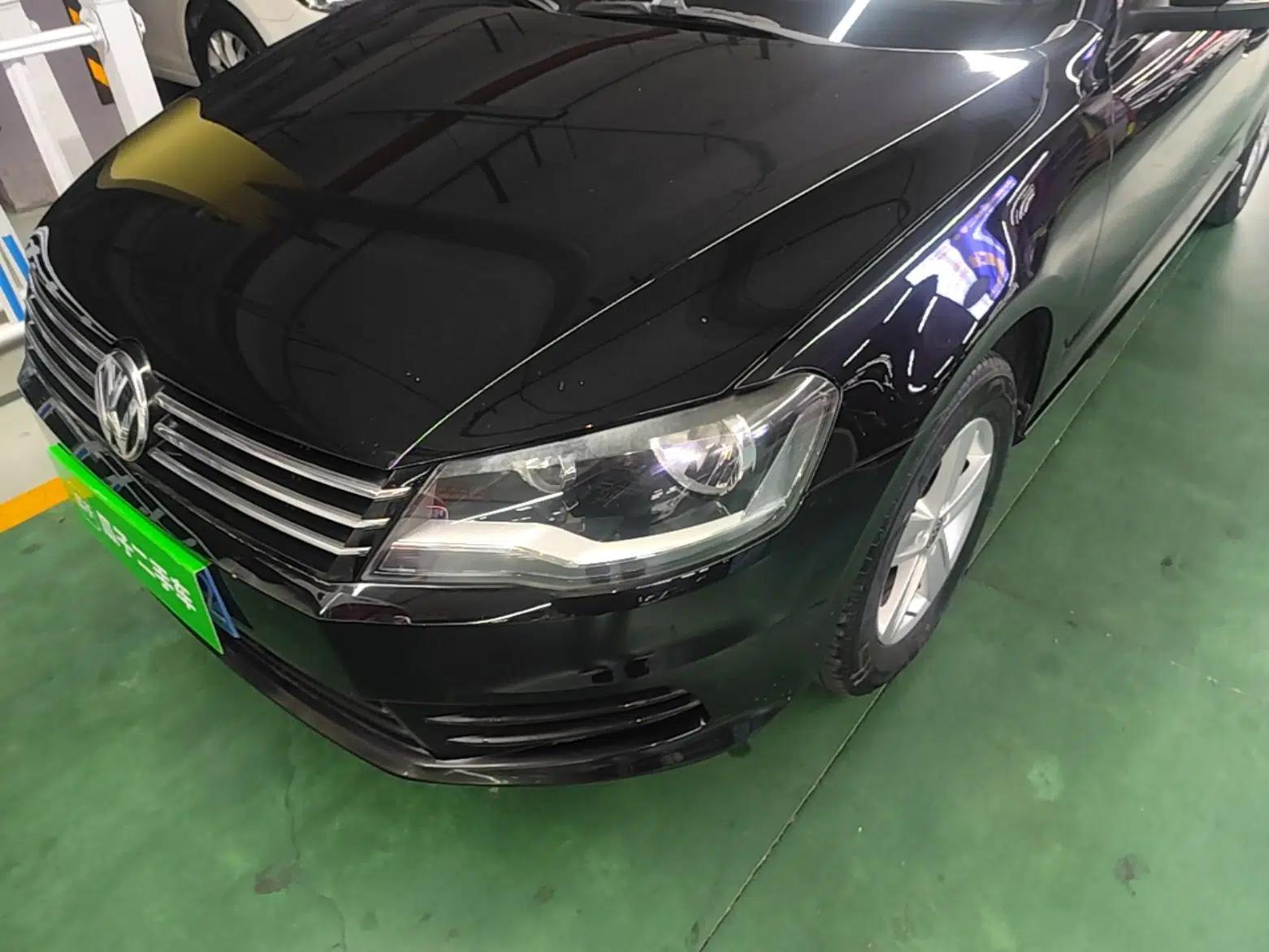 Volkswagen Bora 2014 1.6L Automatic Fashion Model — миниатюра 8