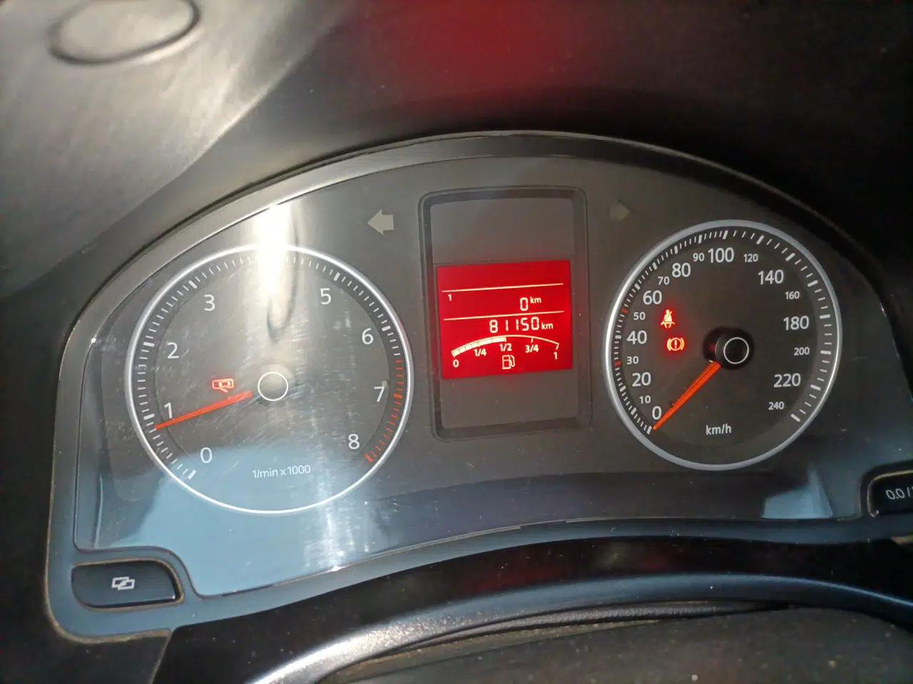Volkswagen Bora 2011 1.6L Manual Comfort Version — миниатюра 12