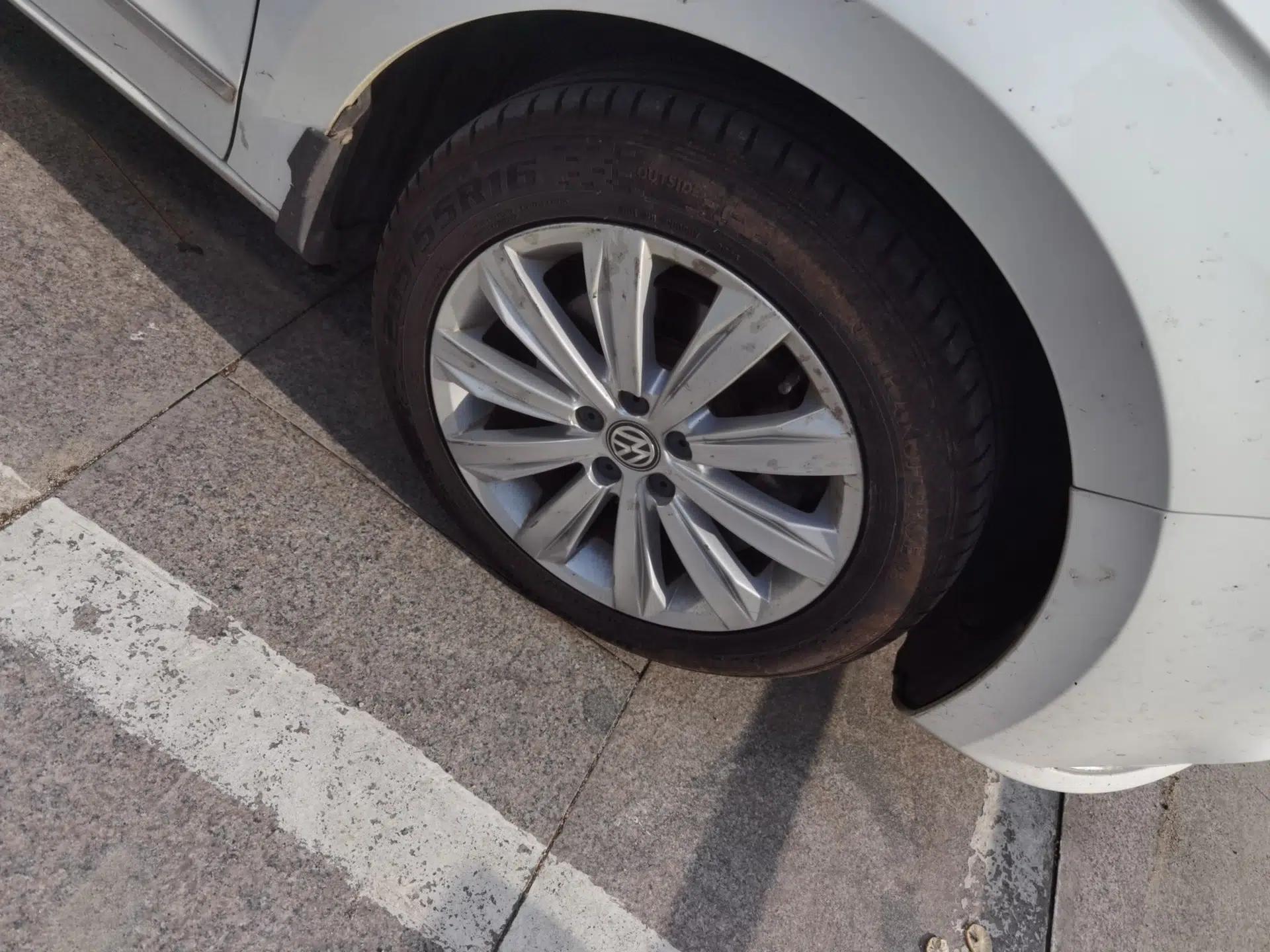 Volkswagen Bora 2018 1.5L Automatic Comfort Model — миниатюра 8