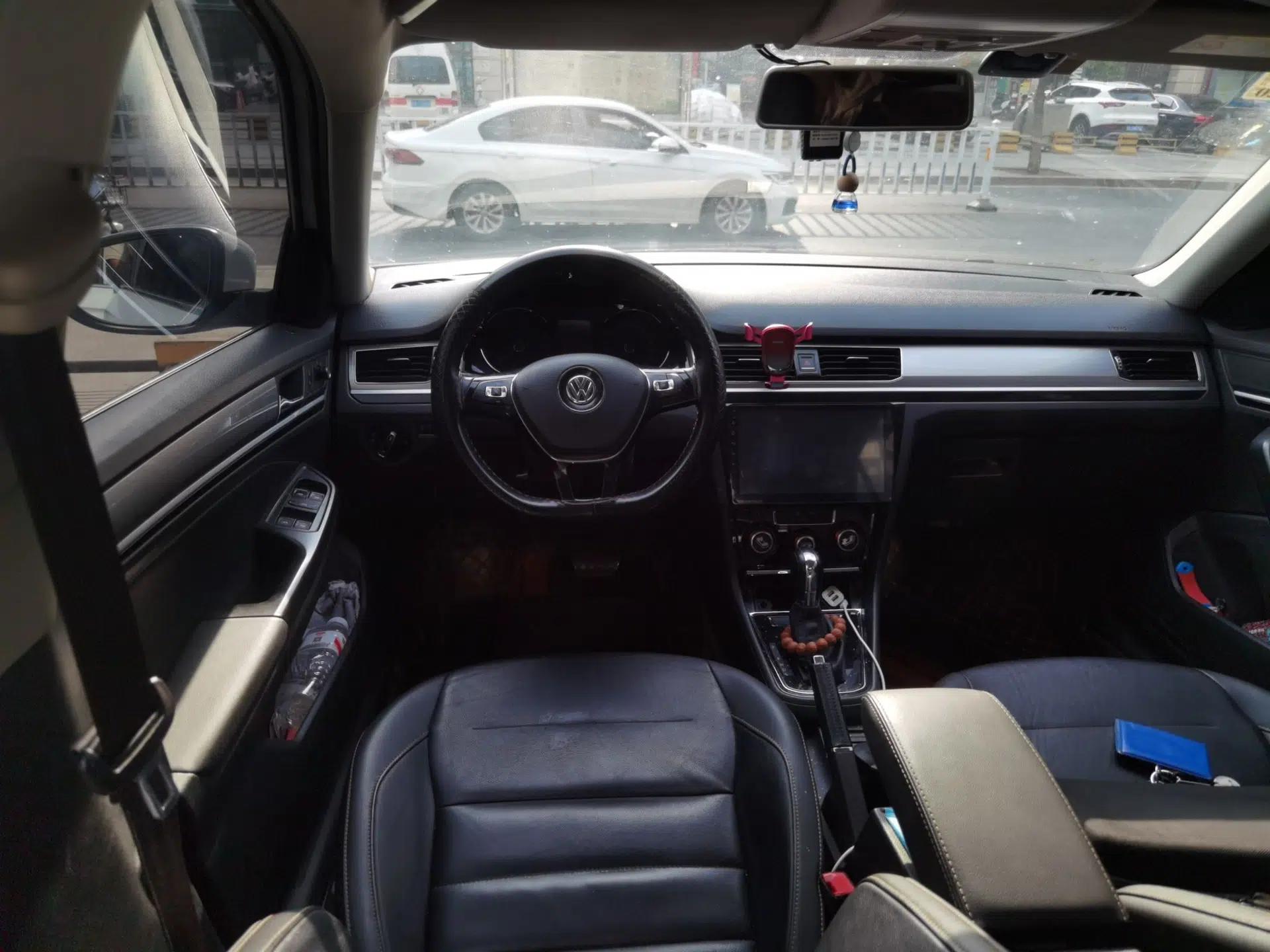 Volkswagen Bora 2018 1.5L Automatic Comfort Model — миниатюра 10