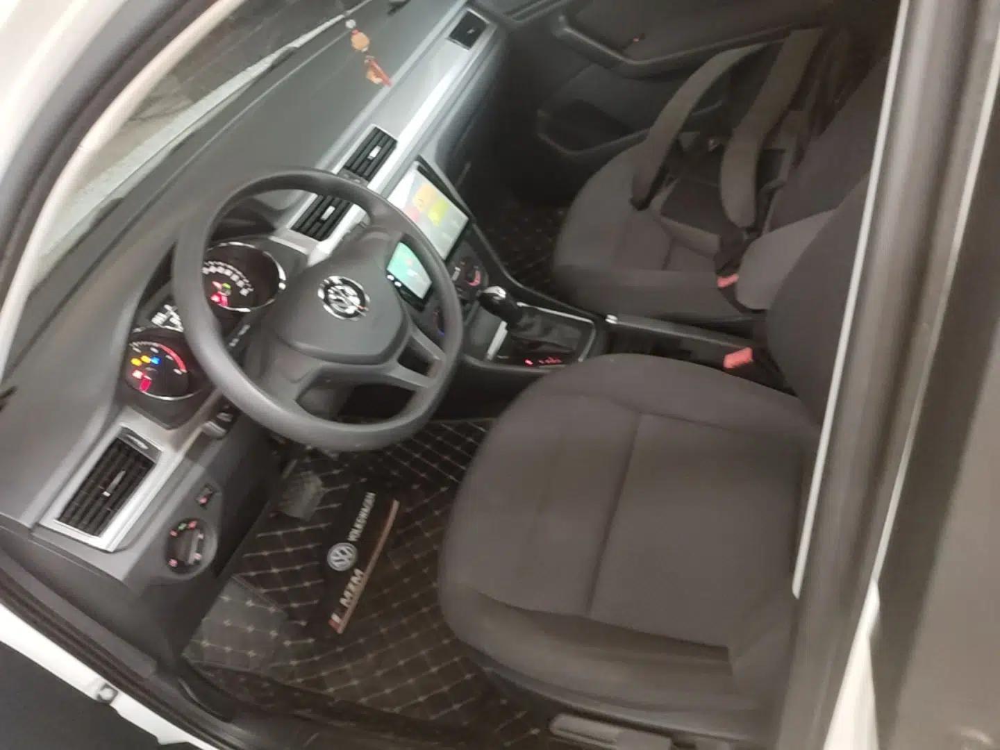 Volkswagen Bora 2018 1.5L Automatic Fashion Model — миниатюра 17
