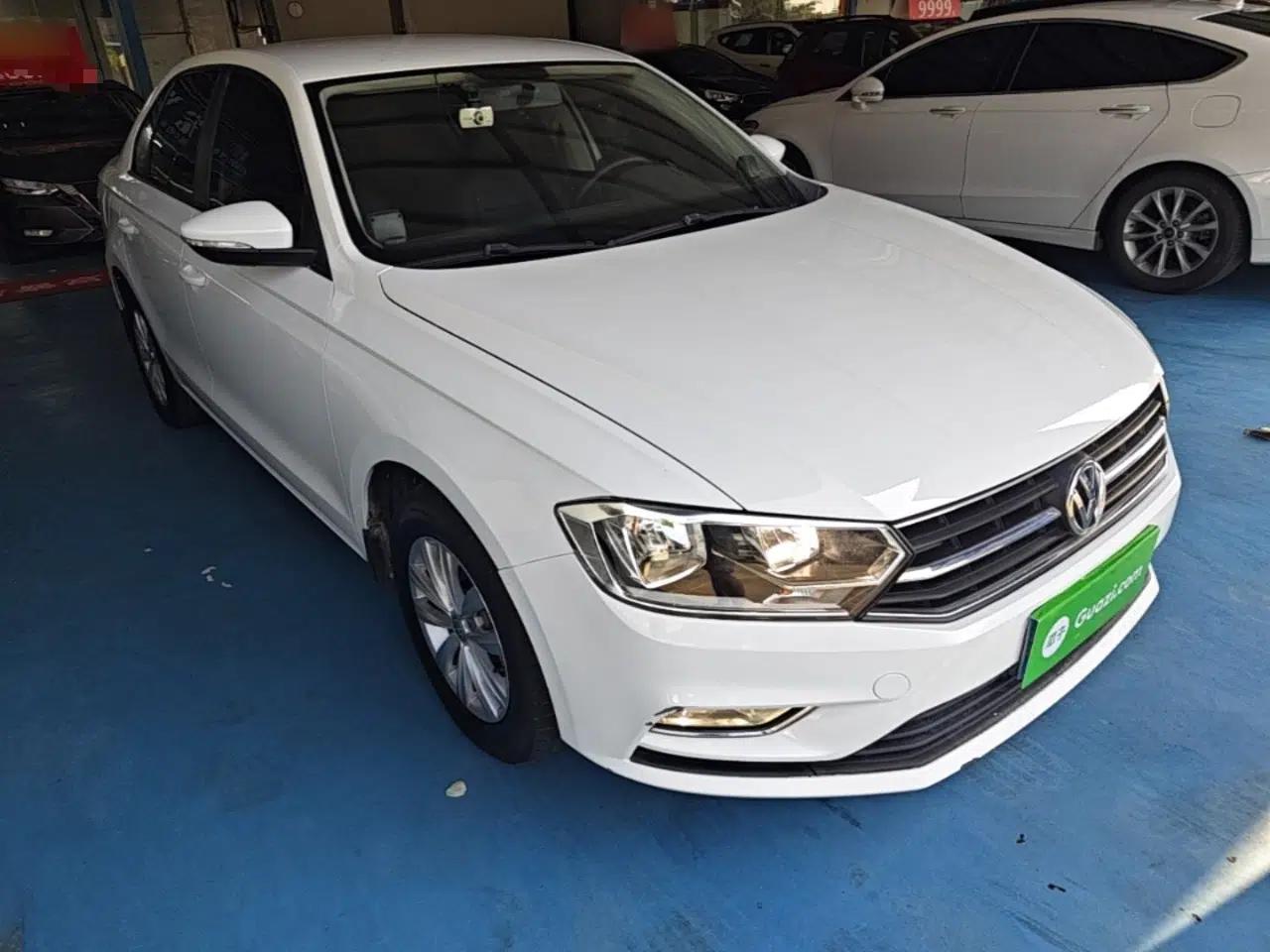 Volkswagen Bora 2017 1.6L Automatic Fashion Model — миниатюра 3