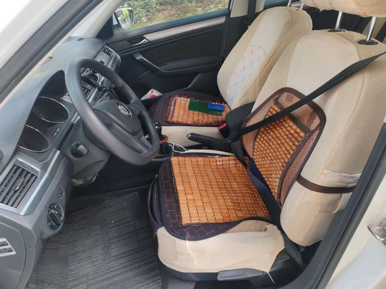 Volkswagen Bora 2017 1.6L Manual Fashion Model — миниатюра 15