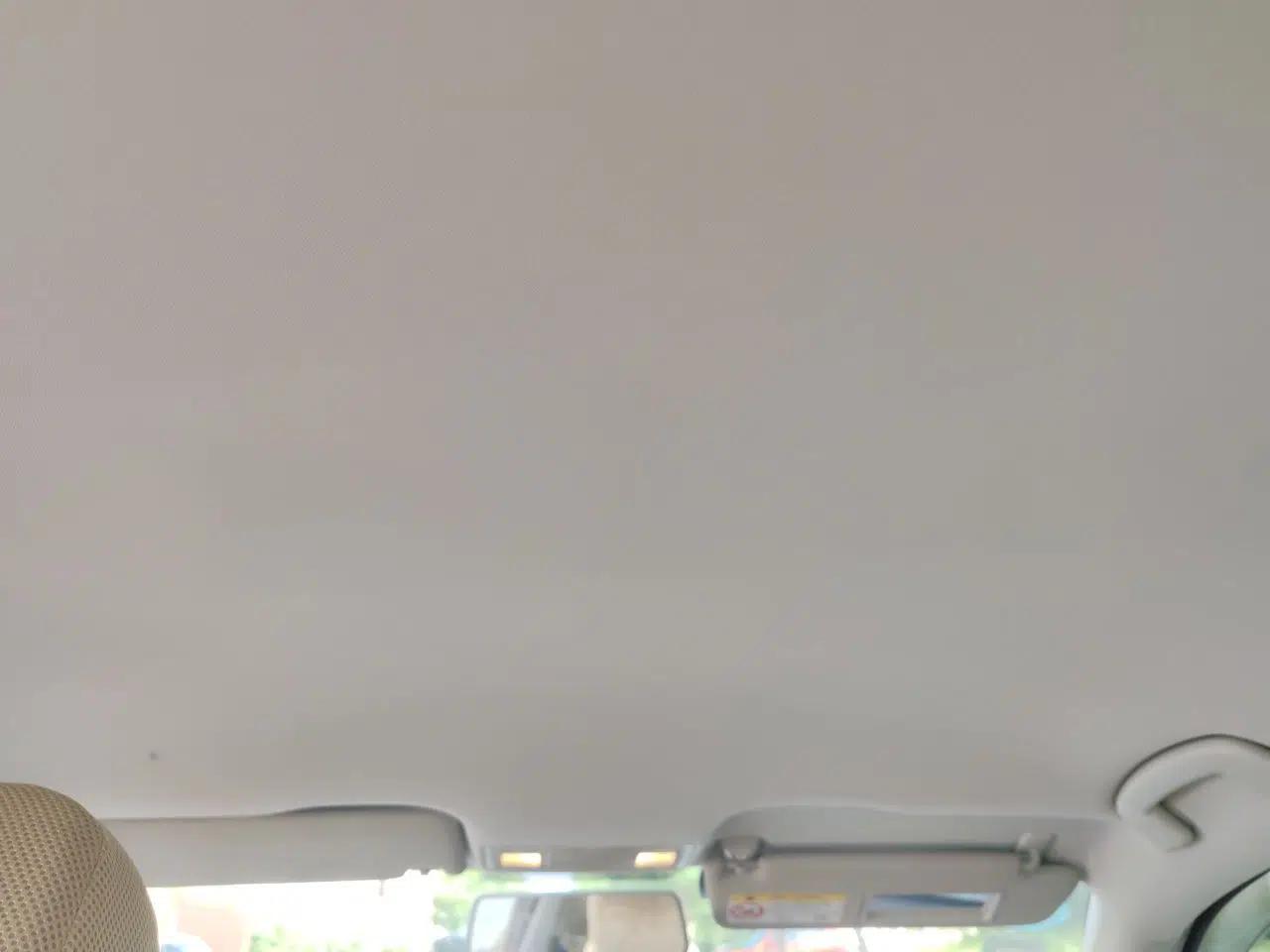 Volkswagen Bora 2017 1.6L Manual Fashion Model — миниатюра 18