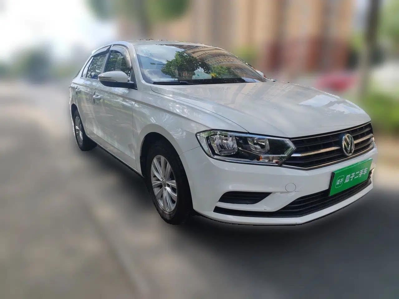 Volkswagen Bora 2017 1.6L Manual Fashion Model — миниатюра 3