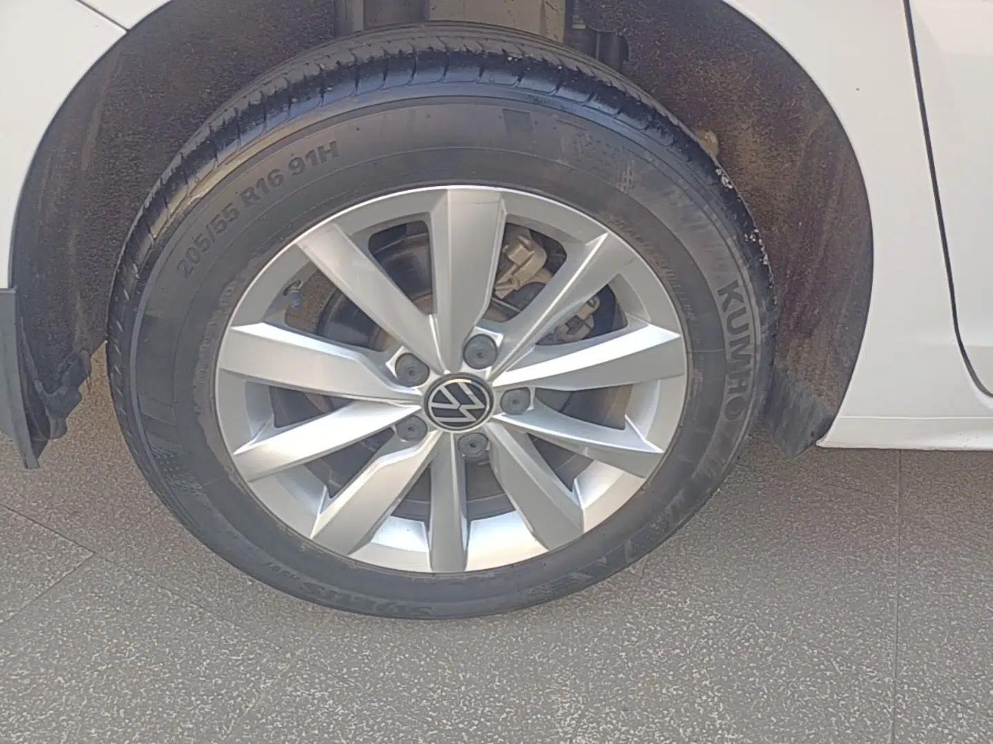 Volkswagen Bora 2021 1.5L Automatic Comfort Smart Connect Edition — миниатюра 11