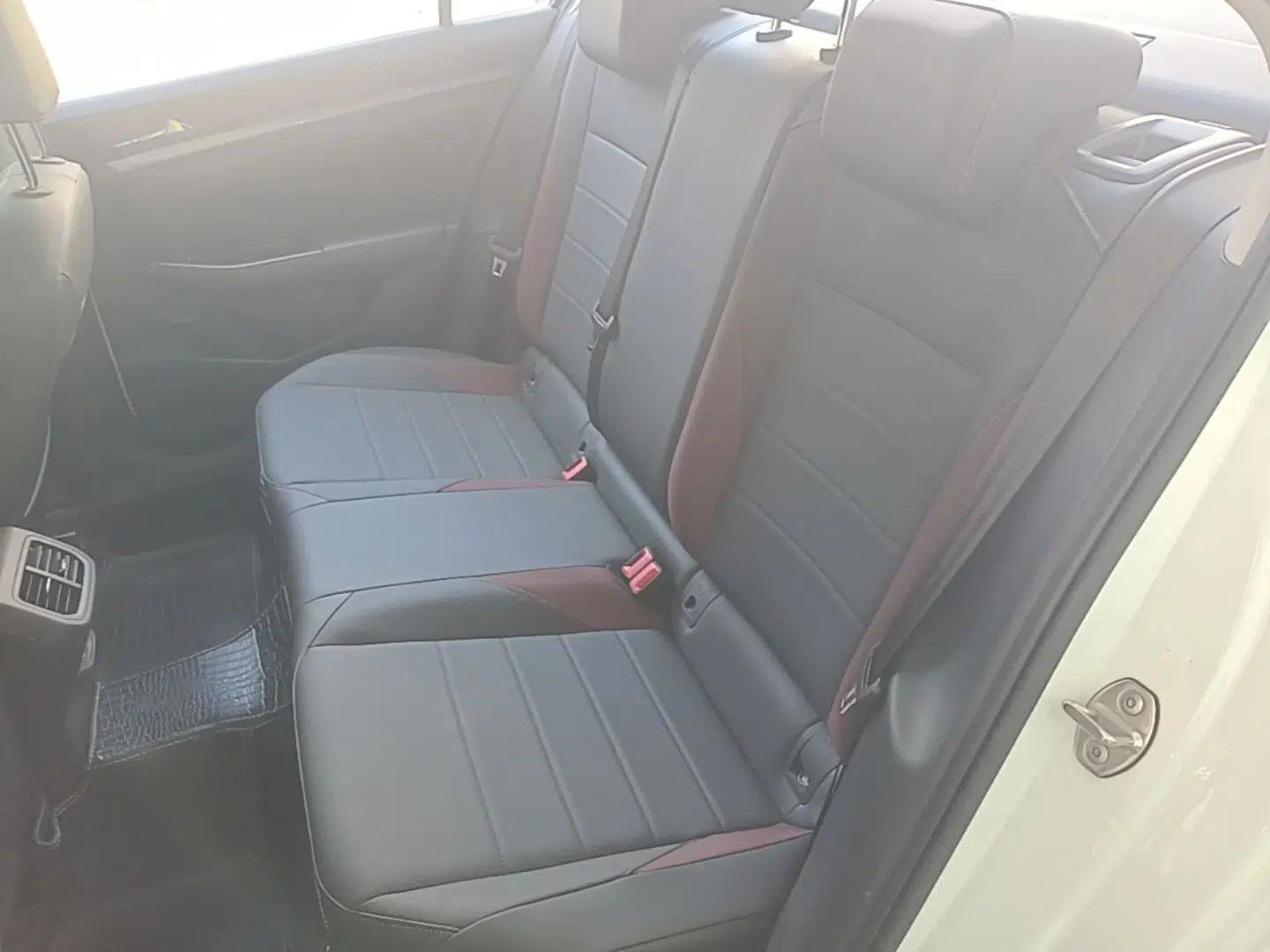 Volkswagen Bora 2021 1.5L Automatic Comfort Smart Connect Edition — миниатюра 20
