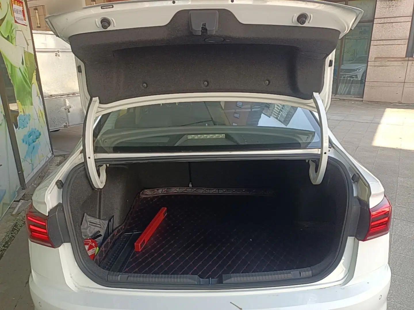 Volkswagen Bora 2021 1.5L Automatic Comfort Smart Connect Edition — миниатюра 22