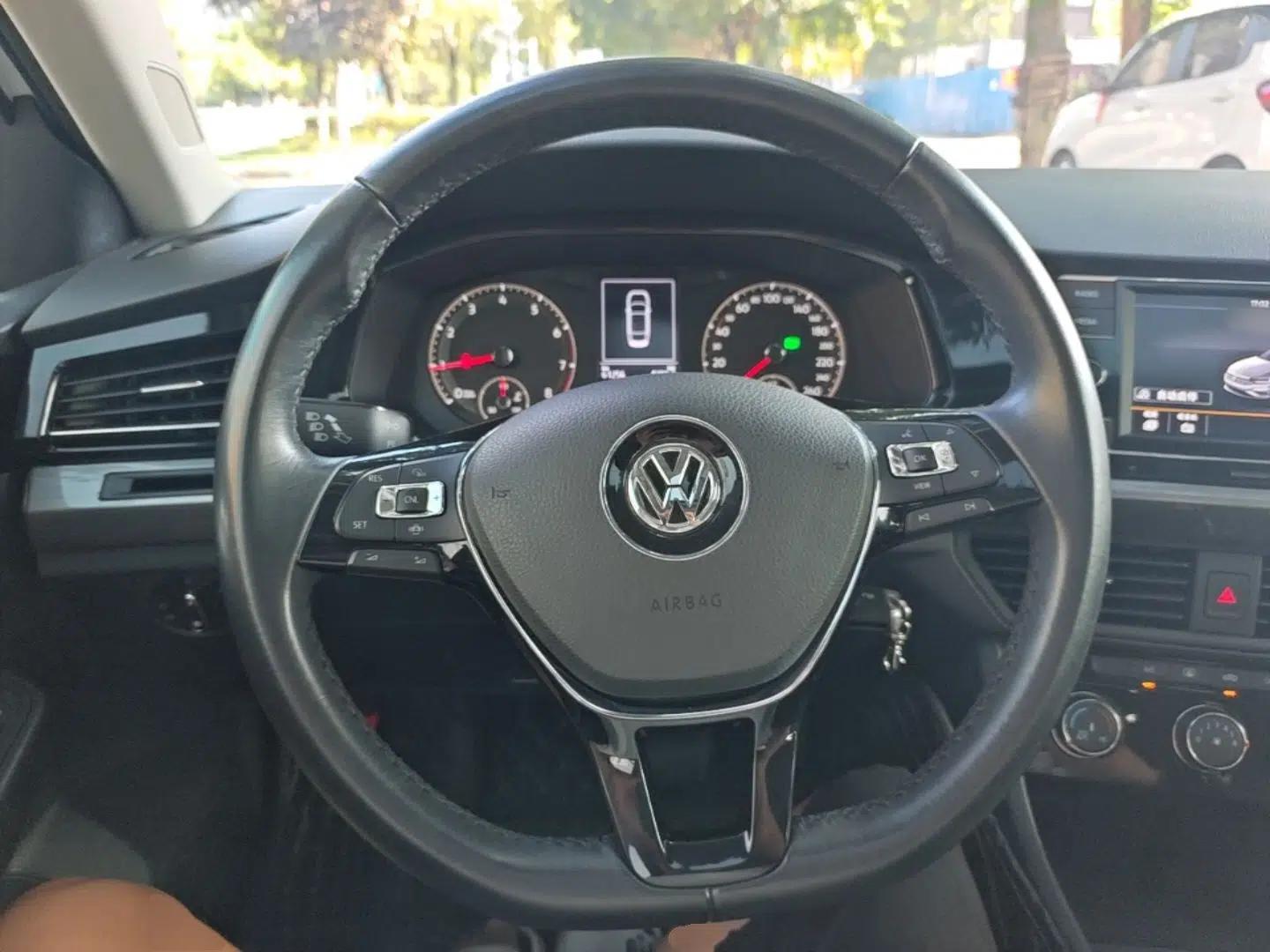 Volkswagen Bora 2019 Revised Version 1.5L Automatic Comfort Edition China VI Standard — миниатюра 13