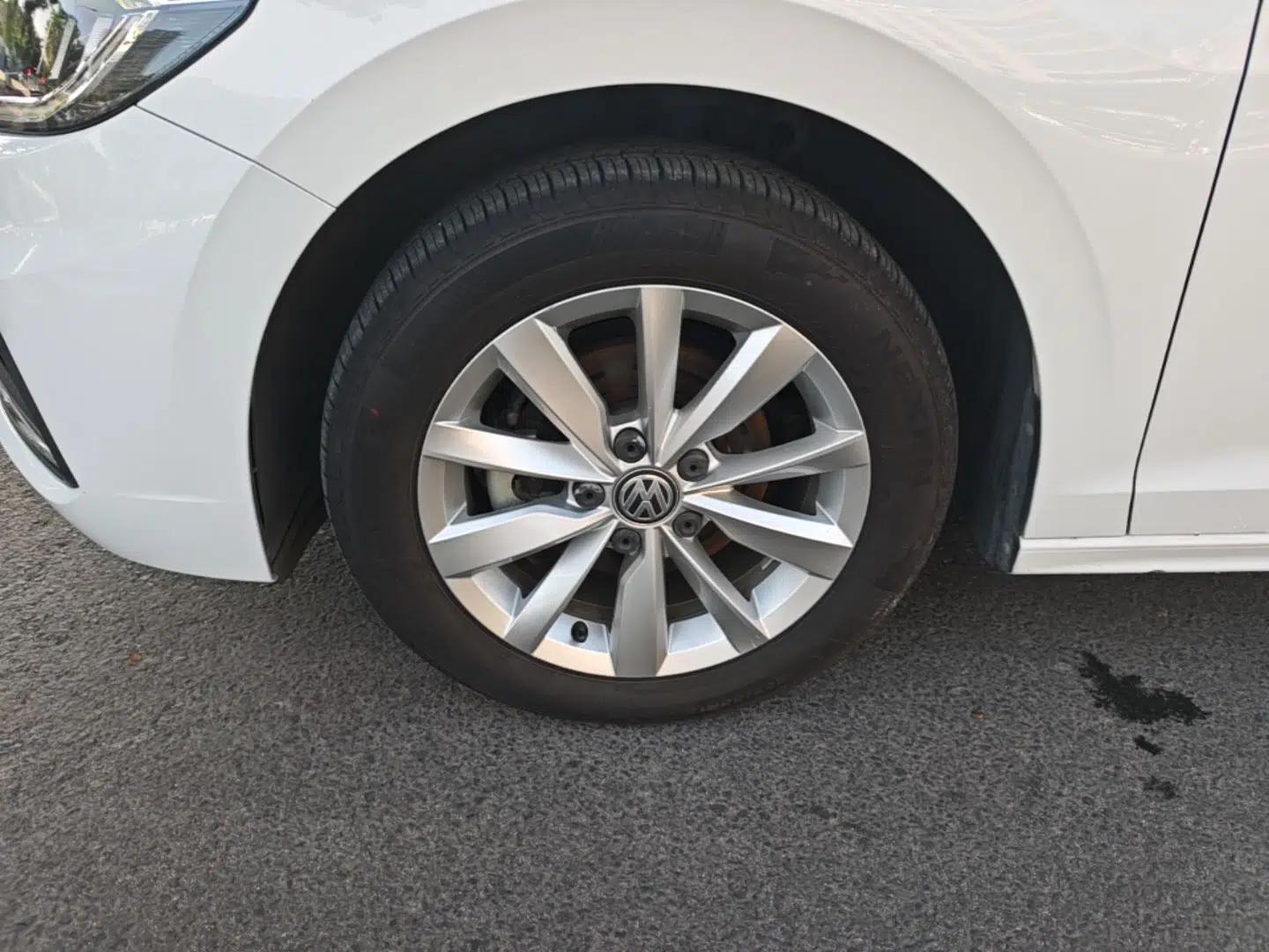 Volkswagen Bora 2019 Revised Version 1.5L Automatic Comfort Edition China VI Standard — миниатюра 10